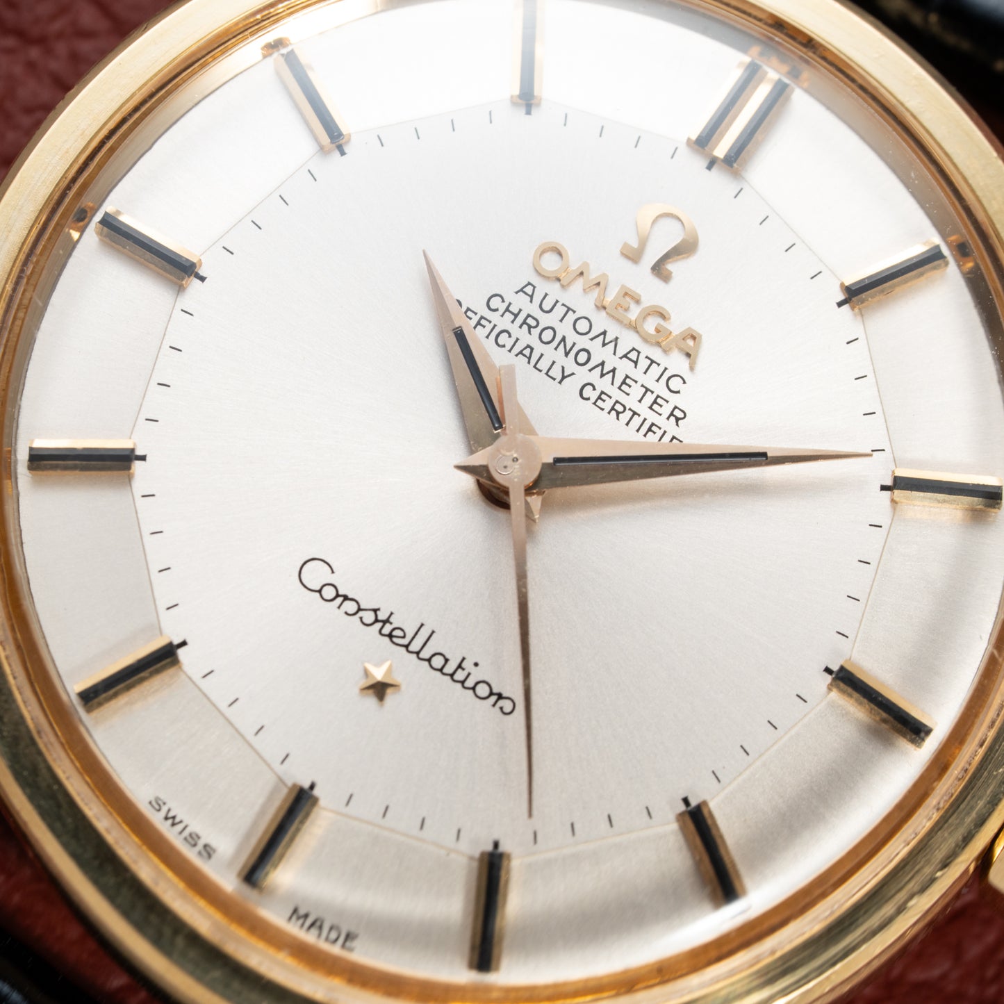 Omega Constellation Automatic Pie Pan Dog Leg 18K Gold Ref. 167.005 from 1966