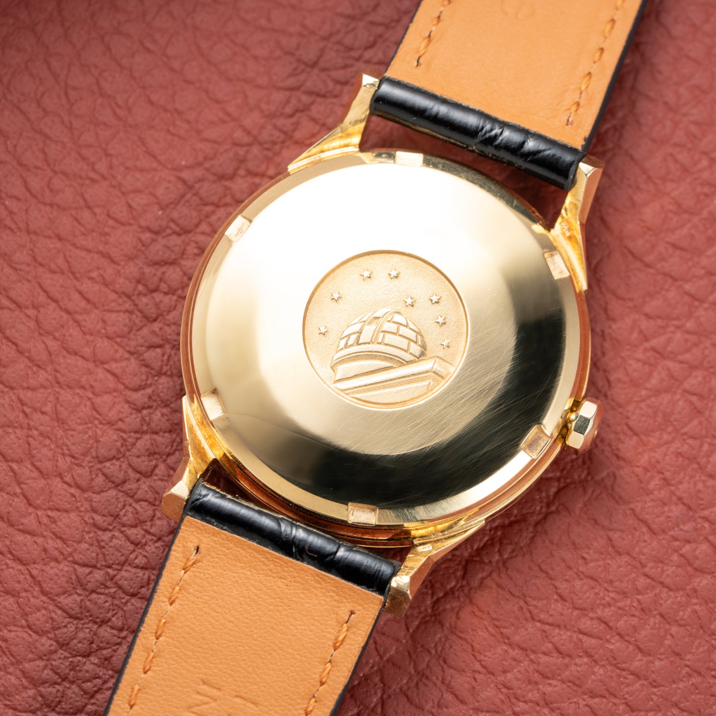 Omega Constellation Automatic Pie Pan Dog Leg 18K Gold Ref. 167.005 from 1966