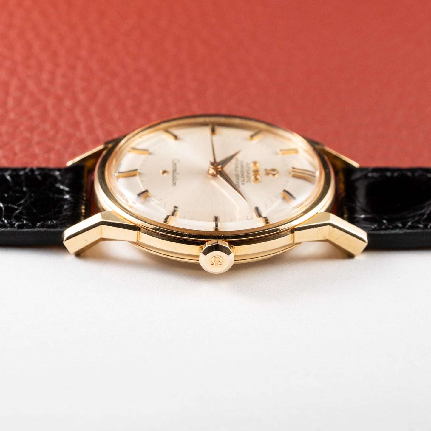 Omega Constellation Automatic Pie Pan Dog Leg 18K Gold Ref. 167.005 from 1966