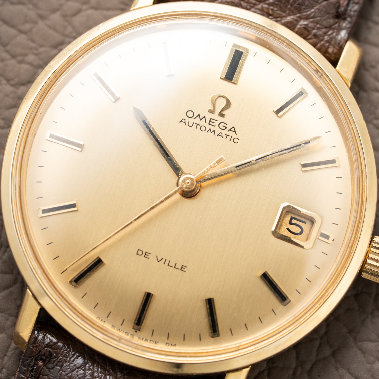 Omega De Ville De Luxe OM Onyx Dial Ref. 166.033 from 1967