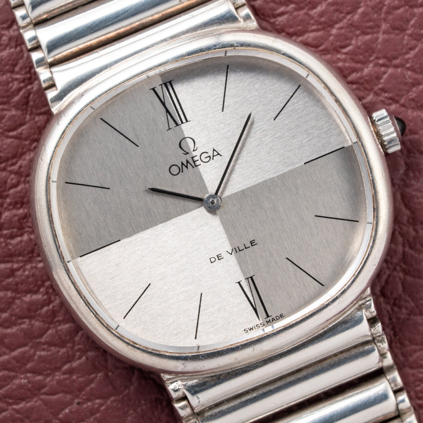 Omega De Ville Jeux d’Argent 925 Sterling Silver Moiré Two Tone Dial Ref. 8390 from 1973
