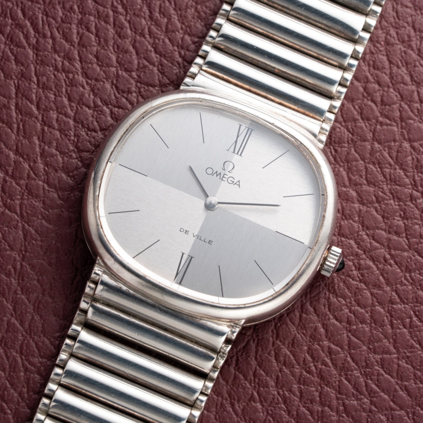 Omega De Ville Jeux d’Argent 925 Sterling Silver Moiré Two Tone Dial Ref. 8390 from 1973