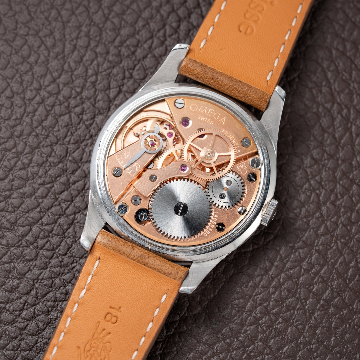 Omega Dress Watch Jumbo Centre Seconds Patina Dial Ref. 2810 from 1955