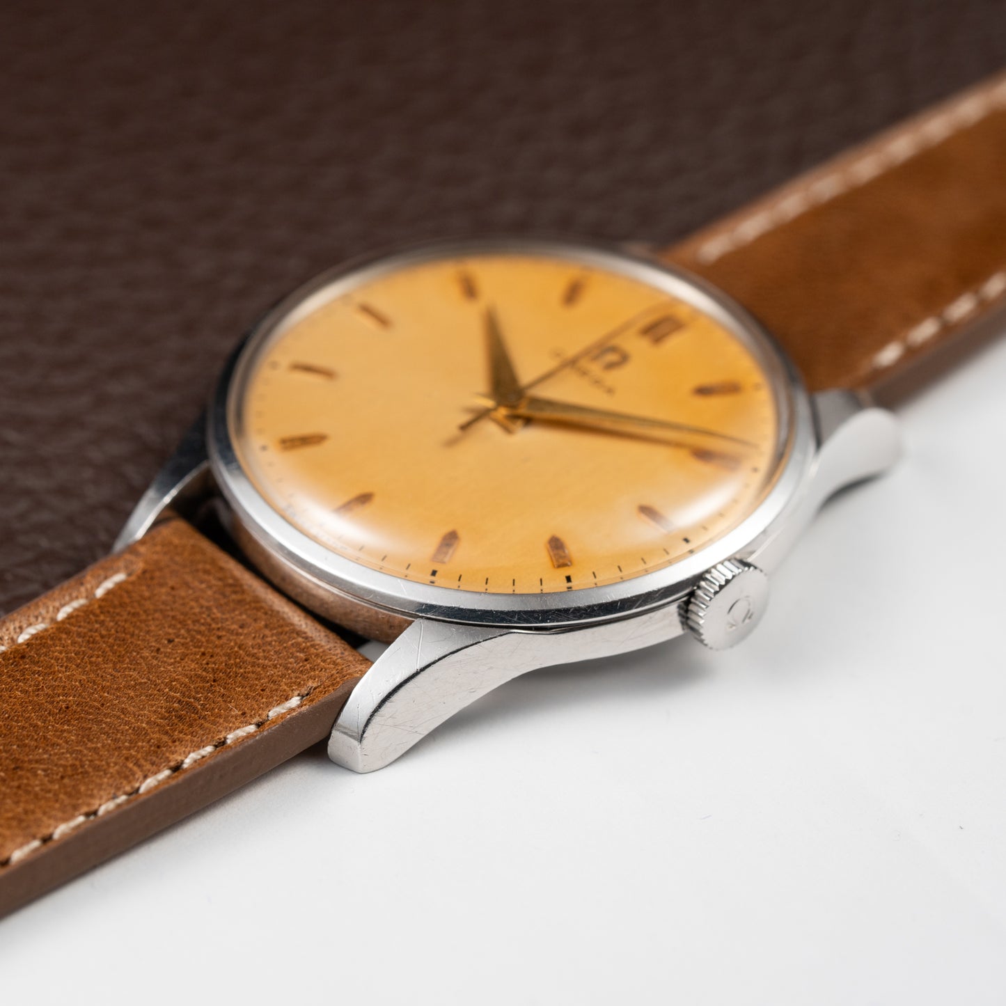 Omega Dress Watch Jumbo Centre Seconds Patina Dial Ref. 2810 from 1955