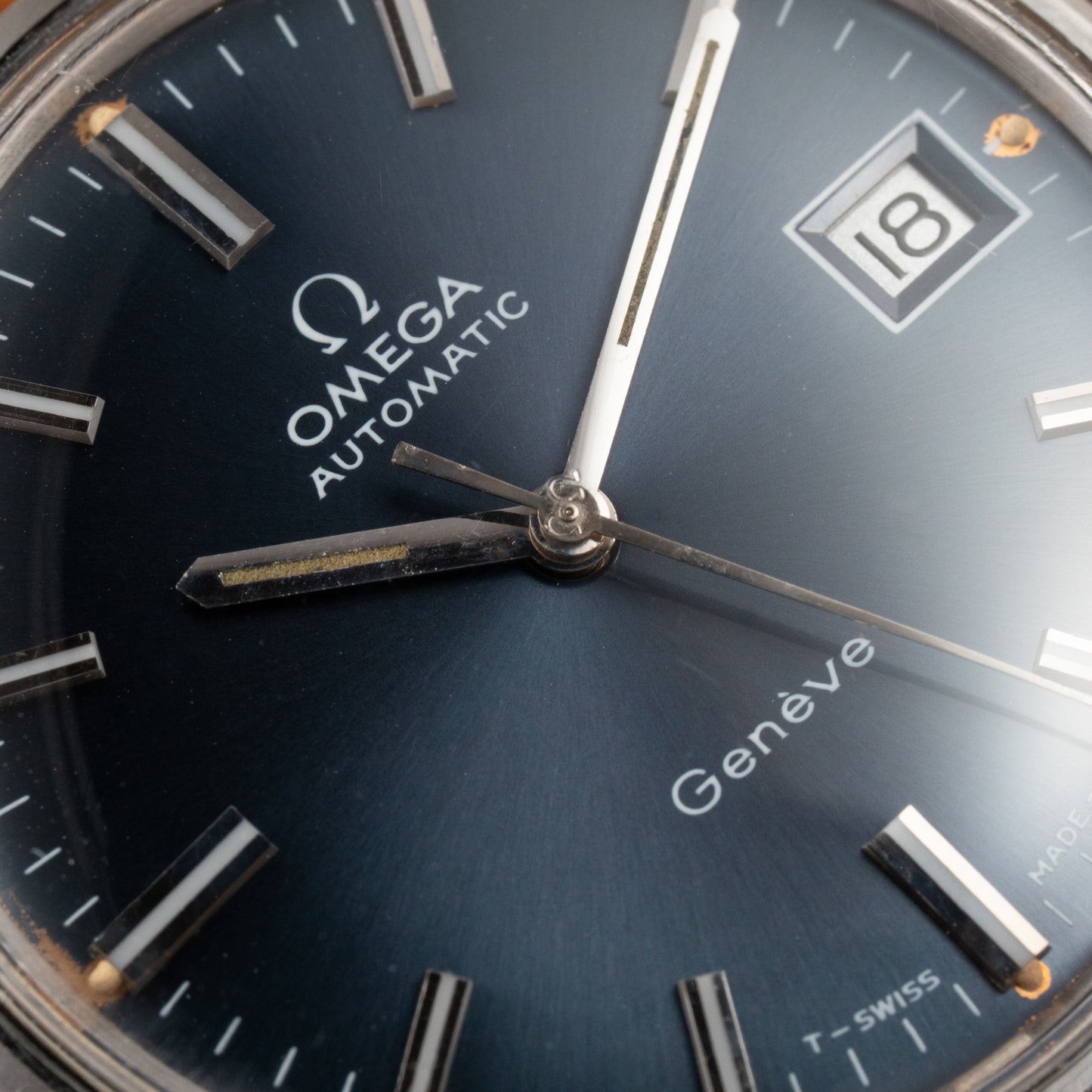 Omega Genève Automatic Date Blue 1969