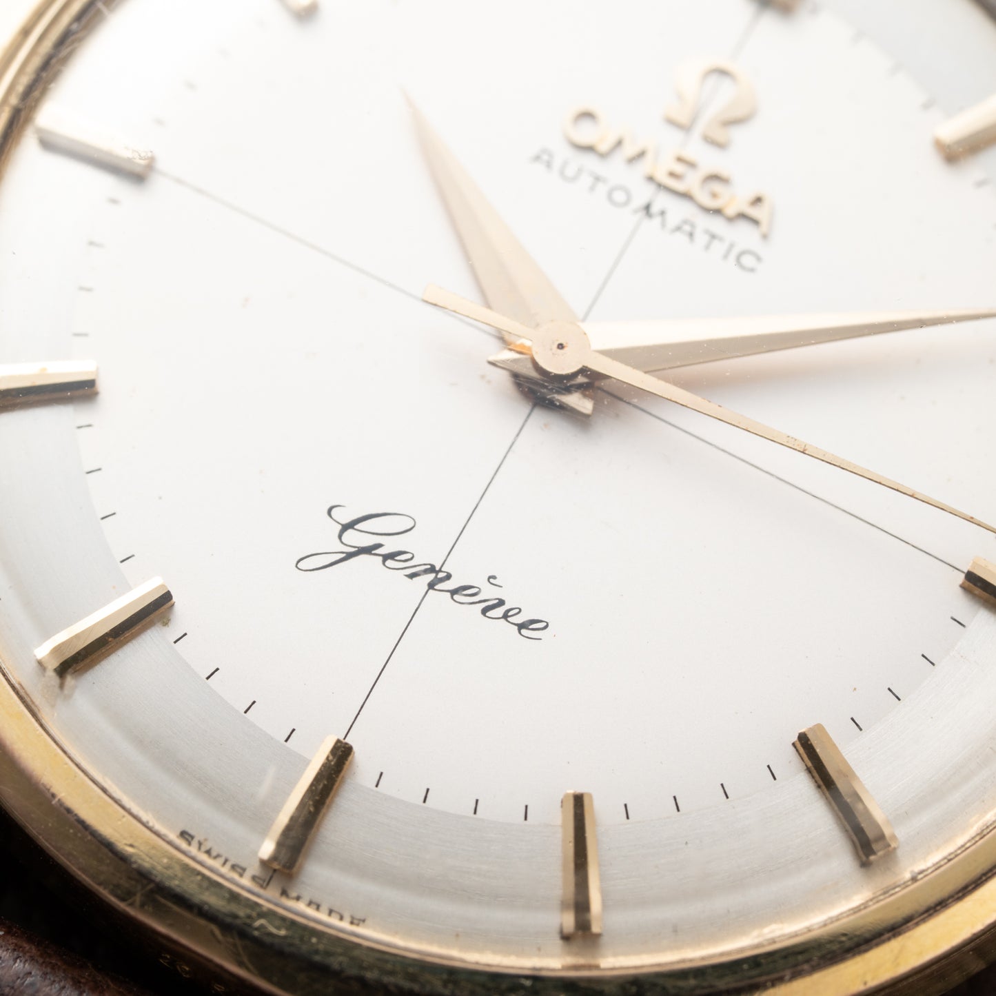 Omega Genève Crosshair Two Tone Dial Cal. 552 Ref. 14703 from 1959