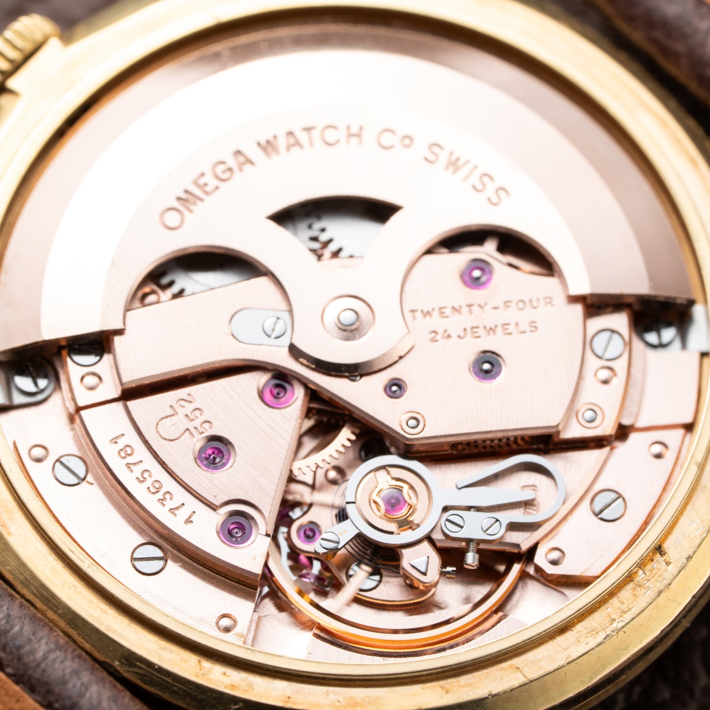 Omega Genève Crosshair Two Tone Dial Cal. 552 Ref. 14703 from 1959