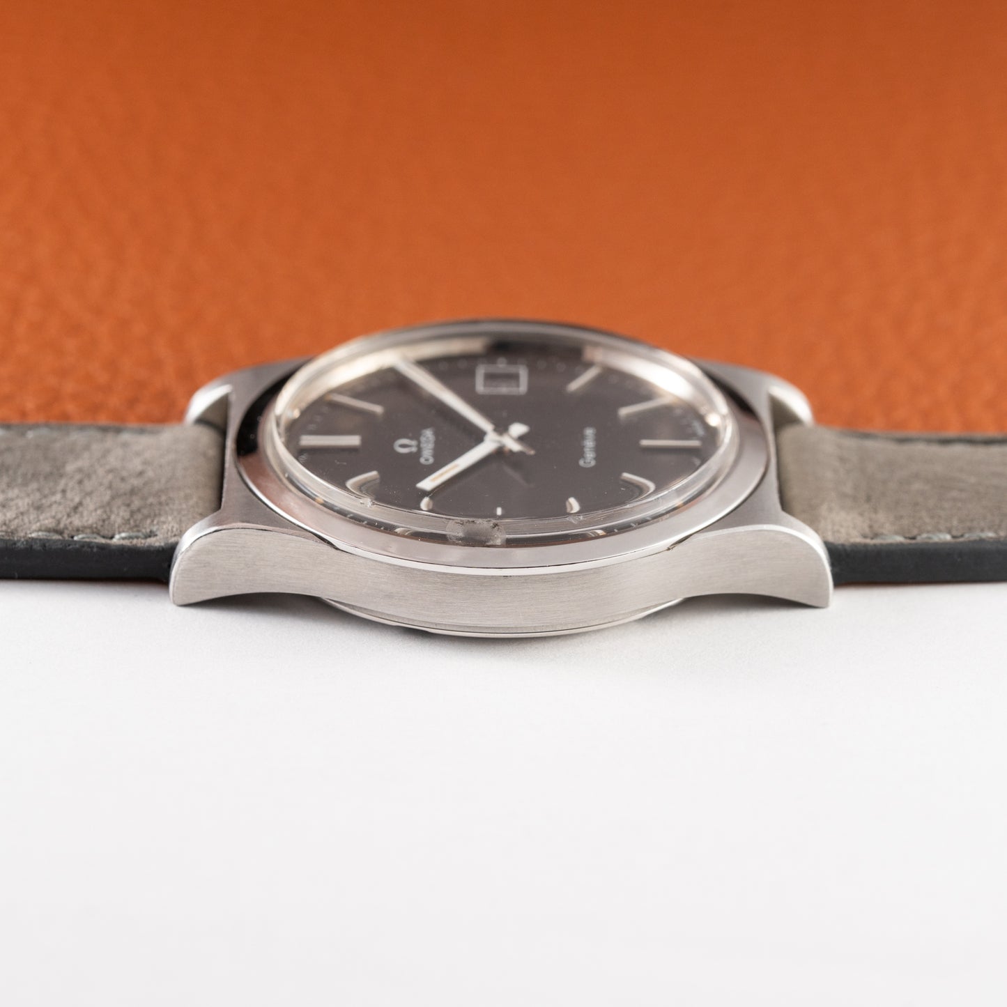 Omega Genève Jumbo "Date" Grey Dial from 1974