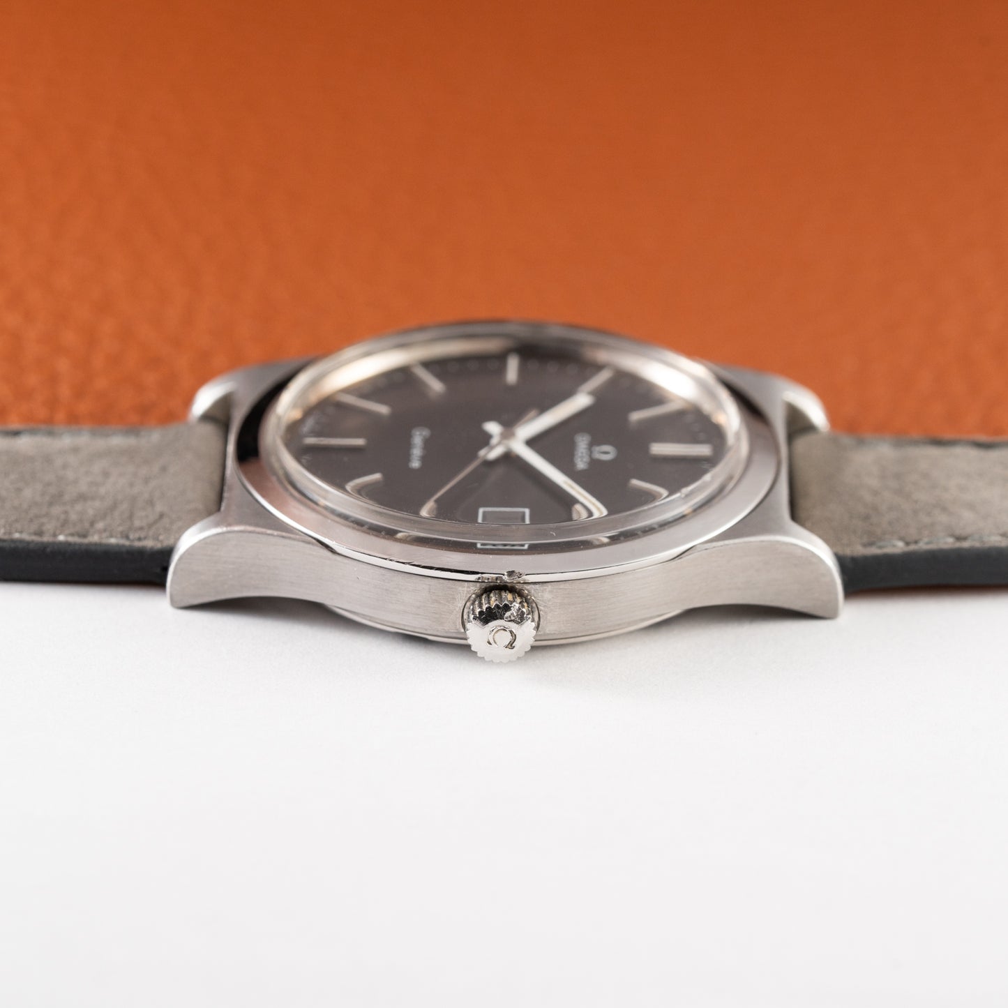 Omega Genève Jumbo "Date" Grey Dial from 1974