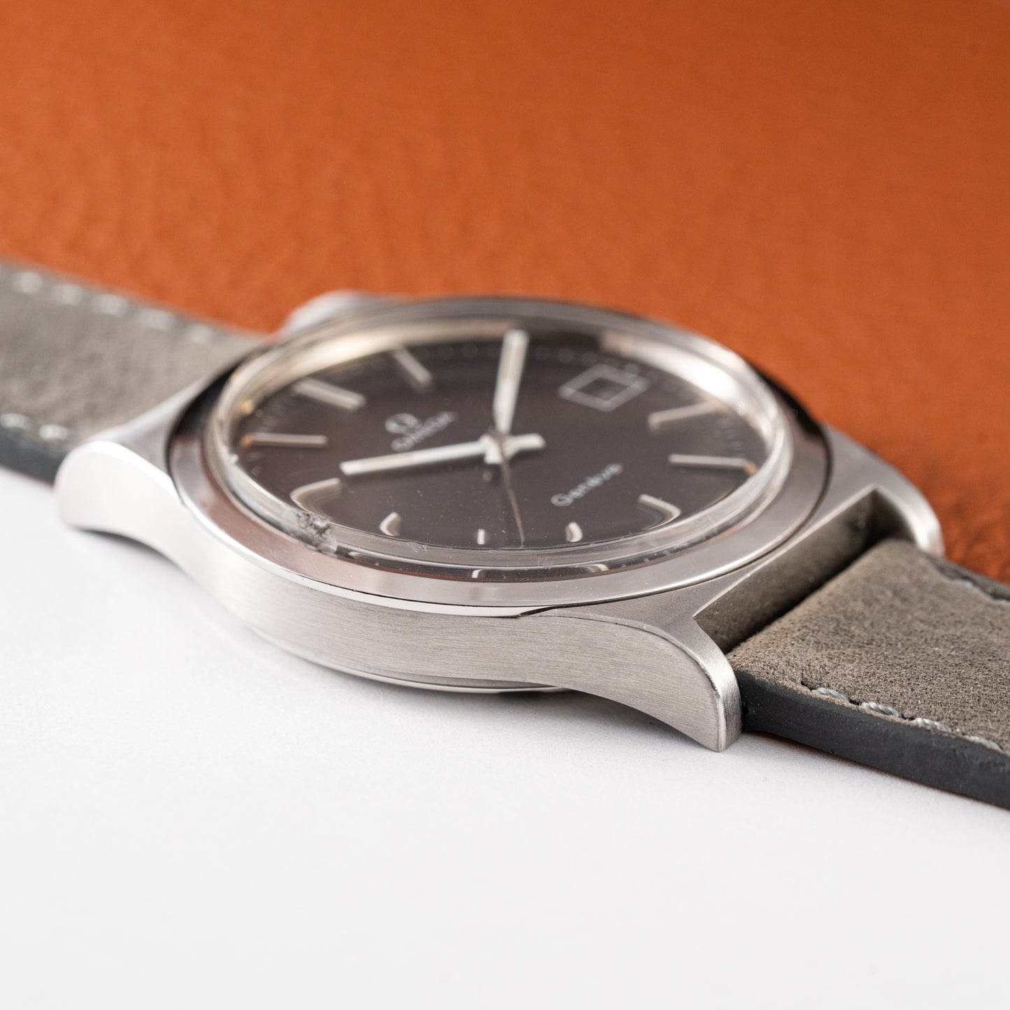 Omega Genève Jumbo "Date" Grey Dial from 1974