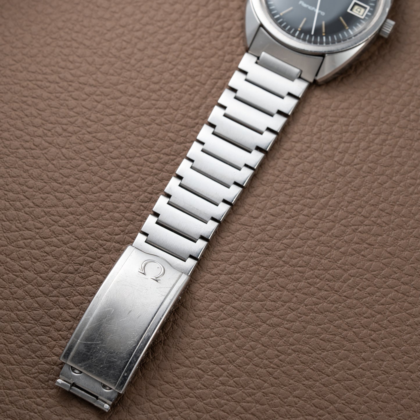 Omega Ranchero Automatic Black Dial Ref. 166.0218 – A Rare Belgian-Market Treasure from 1975