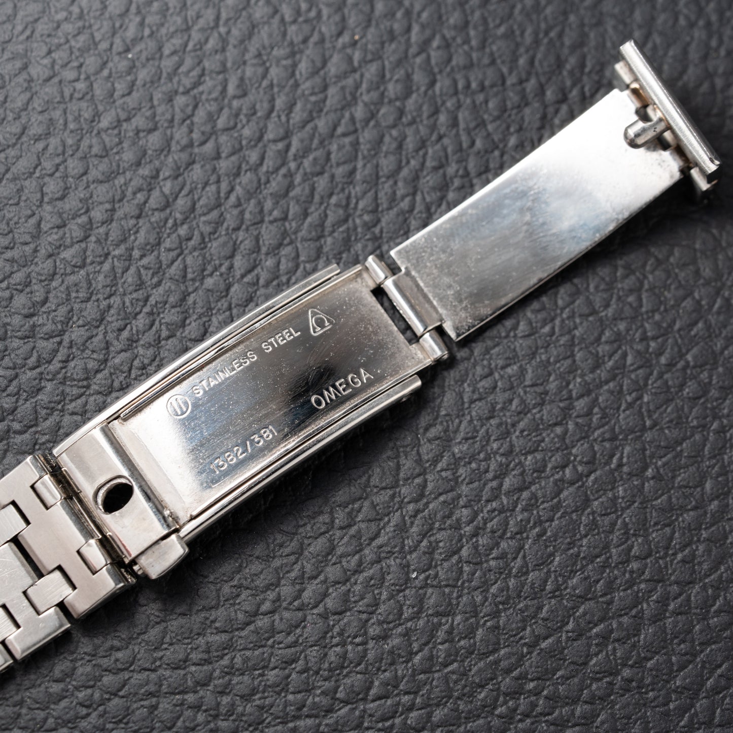 Omega 120M Jaques Mayol Plongeur de Luxe Ref 396.0900 from 1980