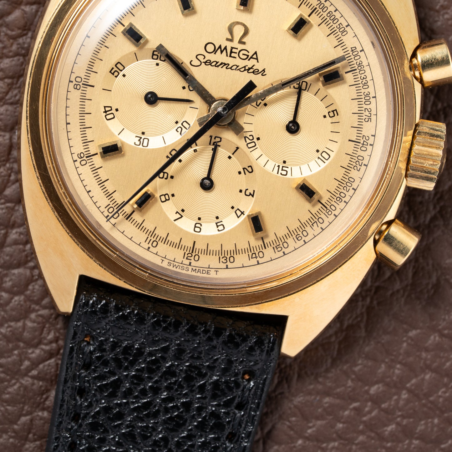 Omega Seamaster Chronograph “C-Shape” DeLuxe 18K Yellow Gold Cal. 861 Ref 145.016 from 1969