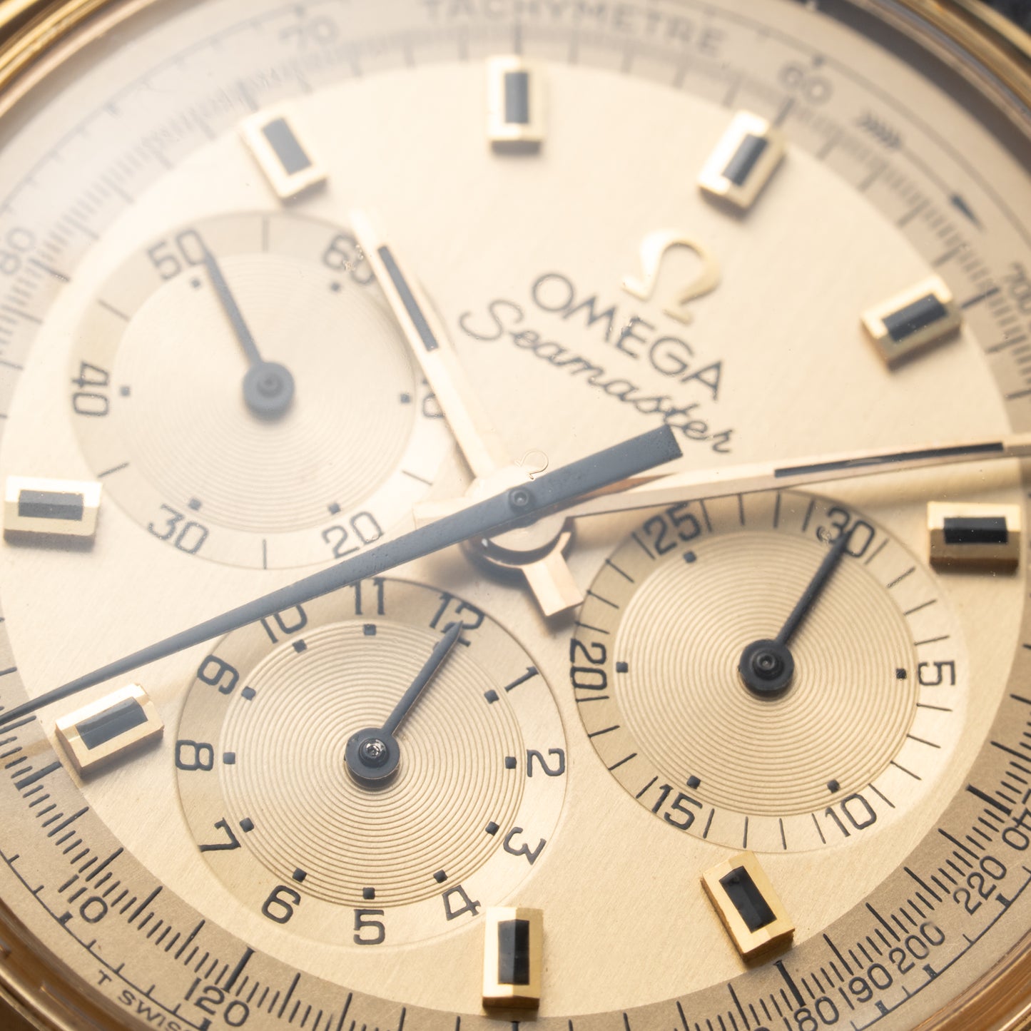 Omega Seamaster Chronograph “C-Shape” DeLuxe 18K Yellow Gold Cal. 861 Ref 145.016 from 1969