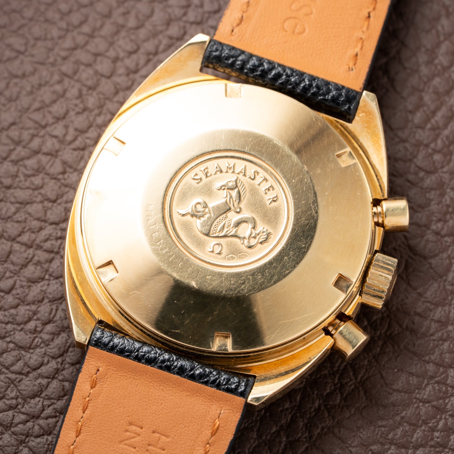 Omega Seamaster Chronograph “C-Shape” DeLuxe 18K Yellow Gold Cal. 861 Ref 145.016 from 1969