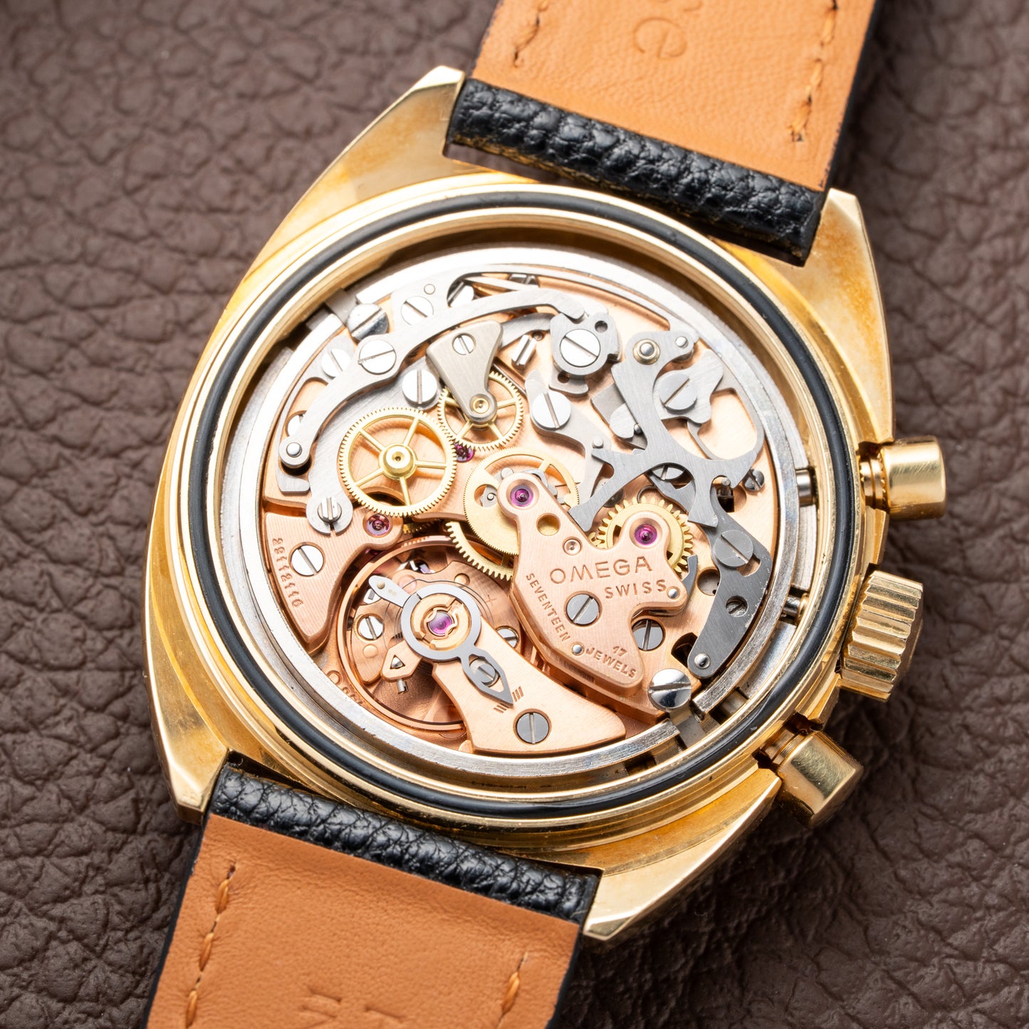 Omega Seamaster Chronograph “C-Shape” DeLuxe 18K Yellow Gold Cal. 861 Ref 145.016 from 1969