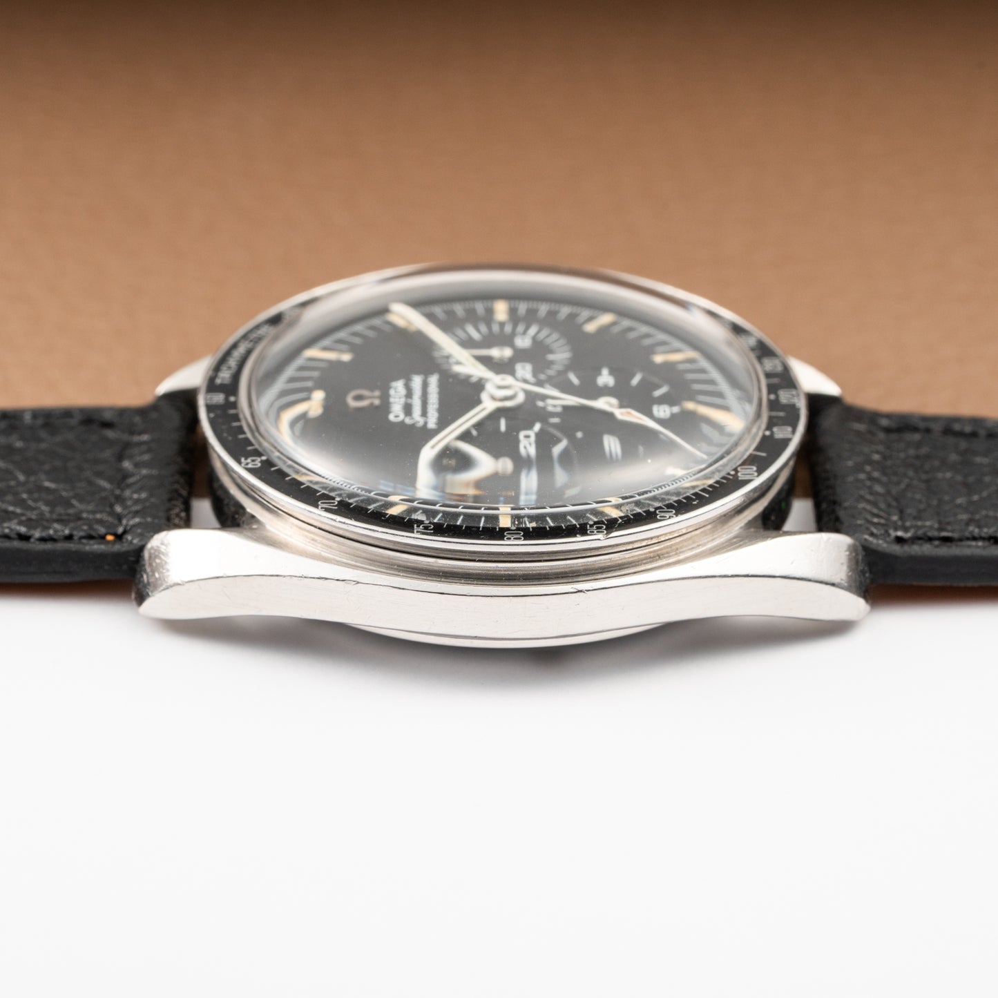 Omega Speedmaster Professional Pre-Moon DON Bezel Caliber 321 Ref. 105.012-66 CB Case from 1966