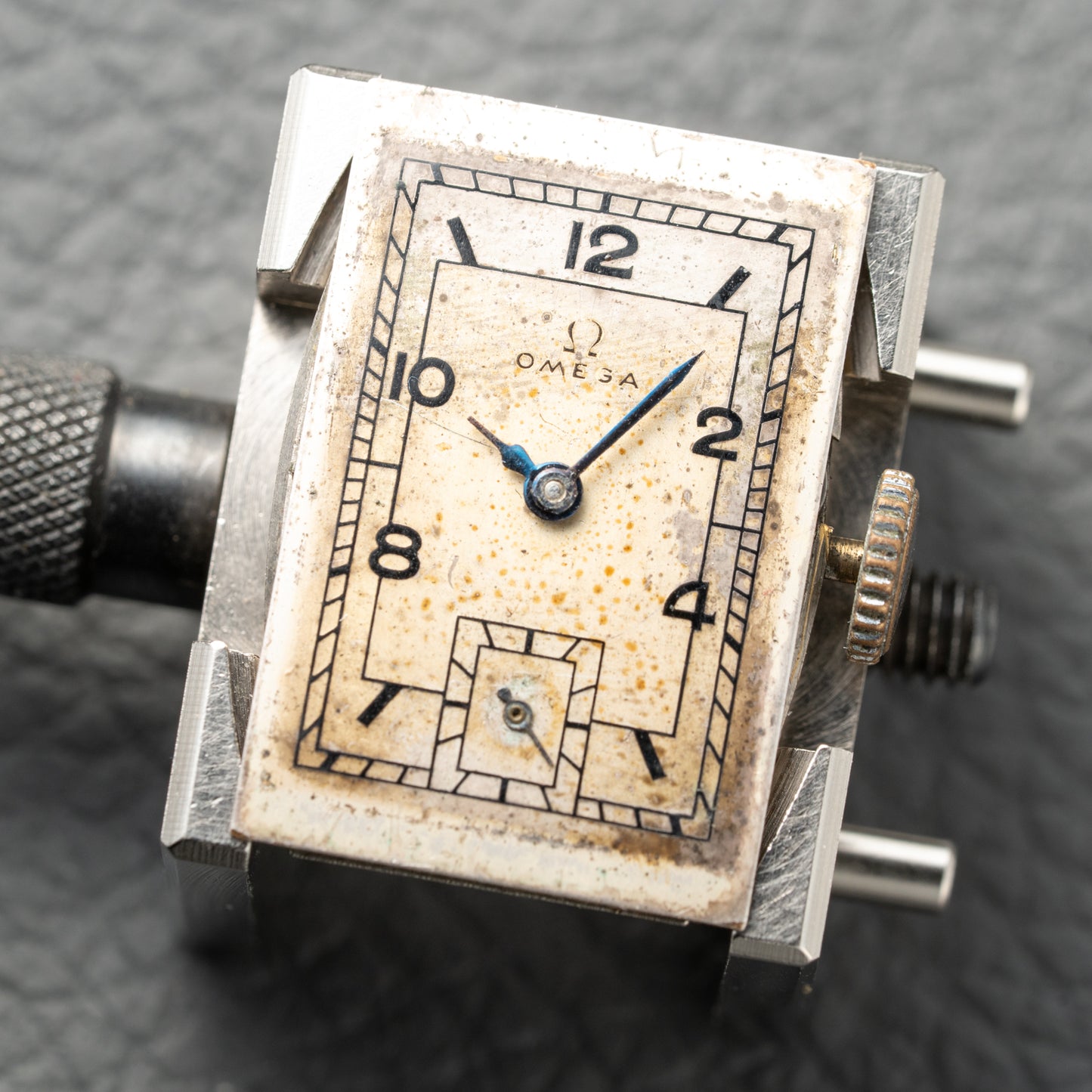 Omega Tank T17 Rare Moving Lugs from 1937