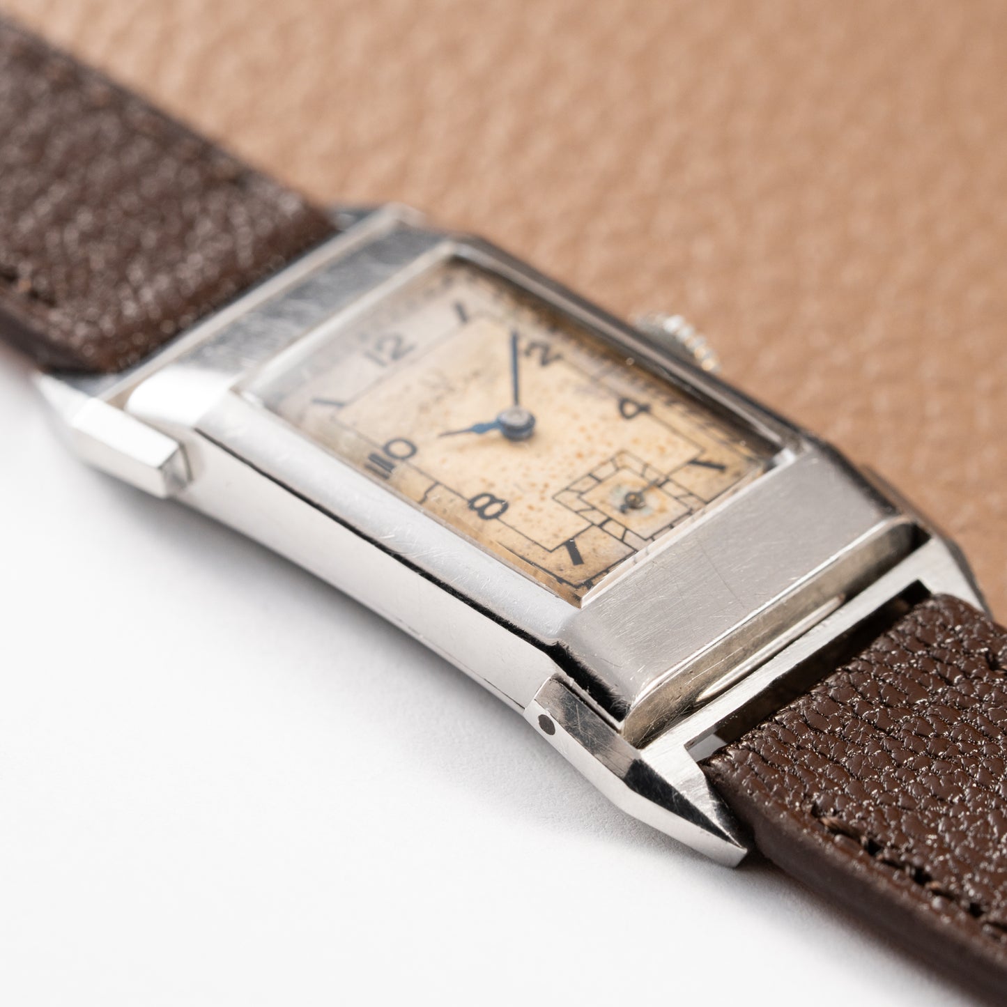 Omega Tank T17 Rare Moving Lugs from 1937