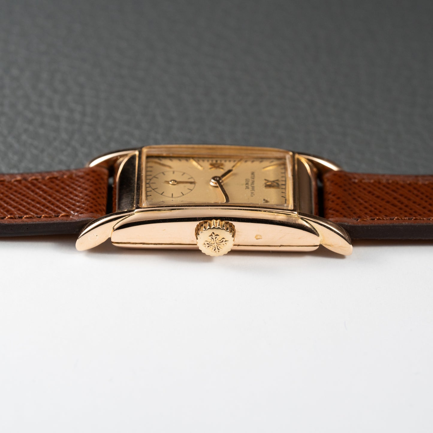 Patek Philippe Rectangular Cal 9'90 French Rose Gold Case from 1939