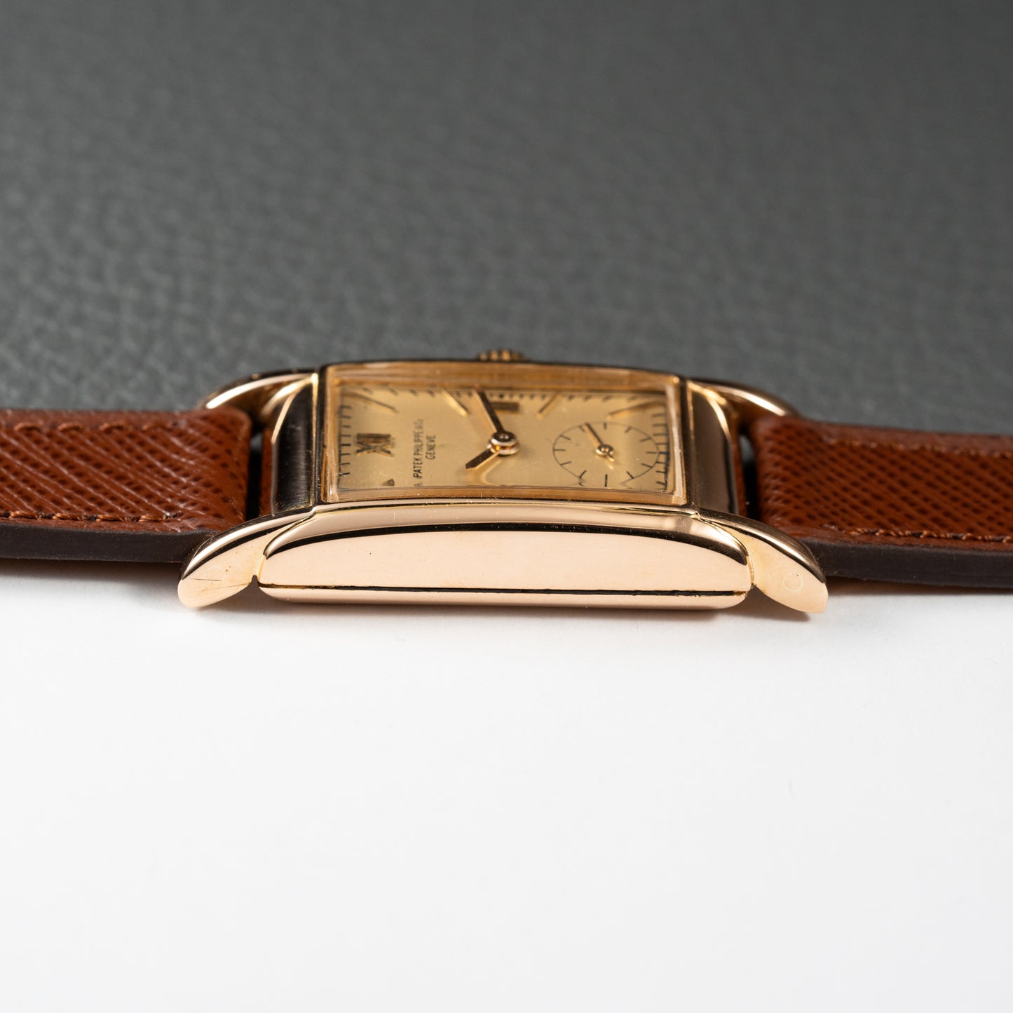Patek Philippe Rectangular Cal 9'90 French Rose Gold Case from 1939