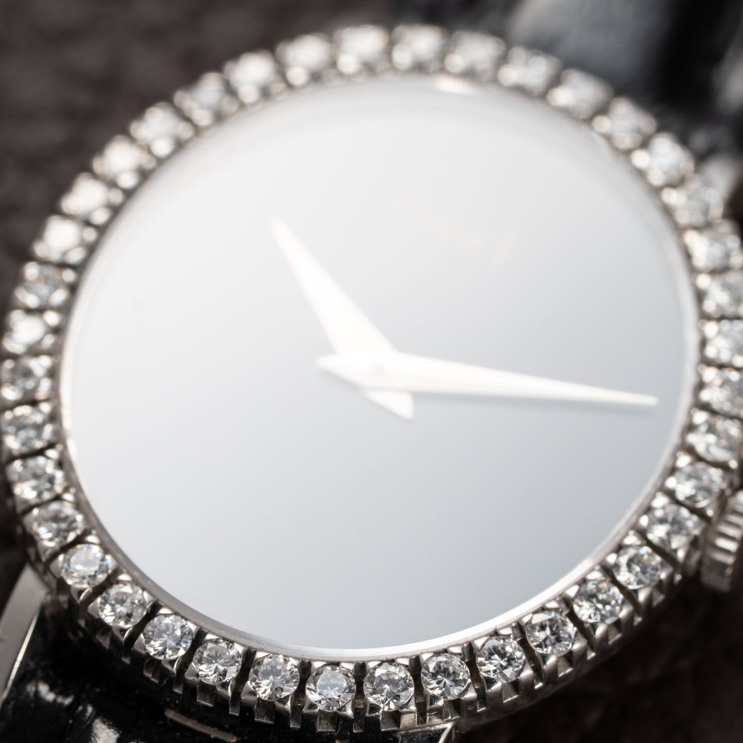 Piaget Oval Ellipse Onyx Black Dial Factory Diamond Bezel 18K White Gold Ref. 9826 from 1970s