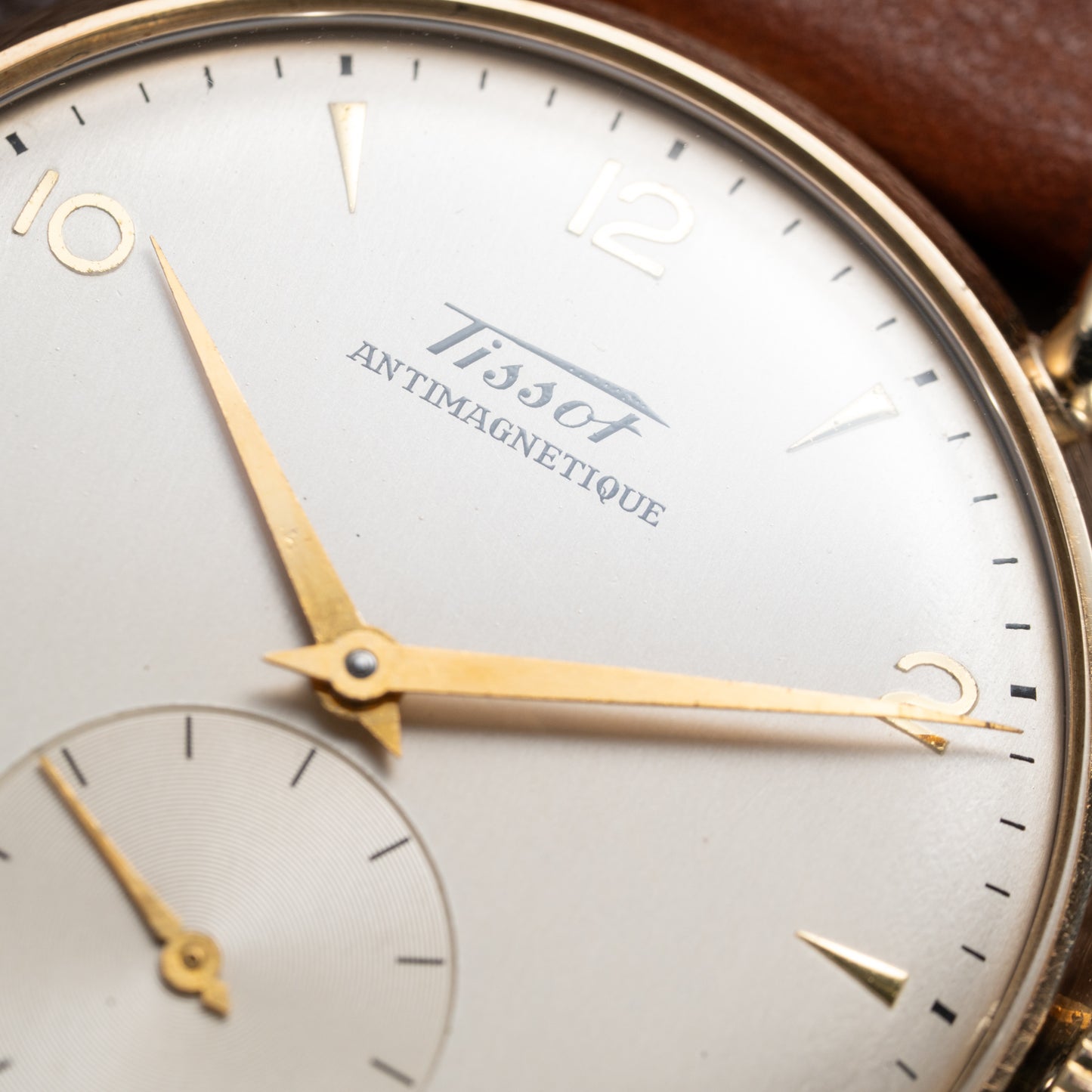 Tissot Antimagnetique Gold 14k Oversized with Tear Drop Lugs from the 1940s