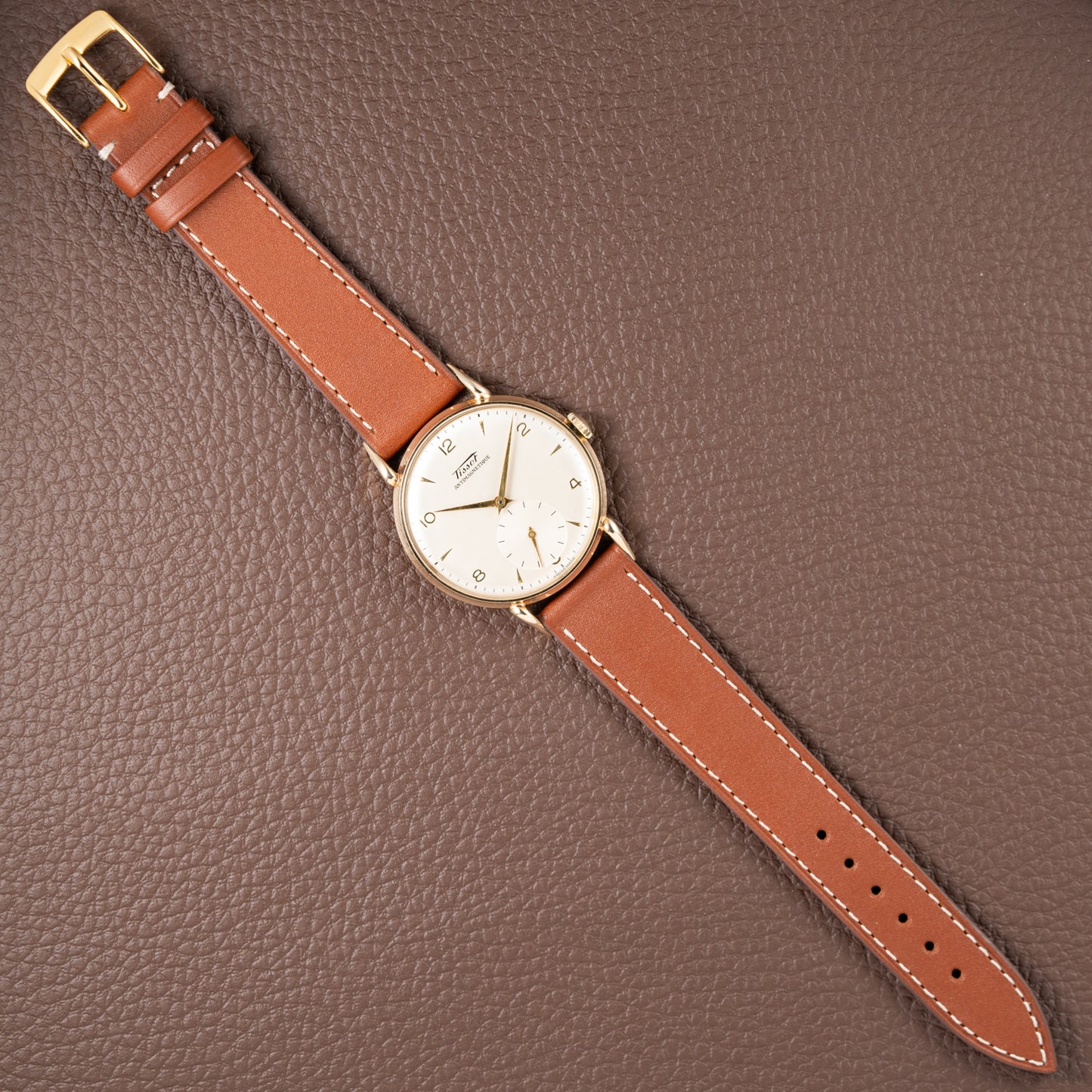 Tissot Antimagnetique Gold 14k Oversized with Tear Drop Lugs from the 1940s