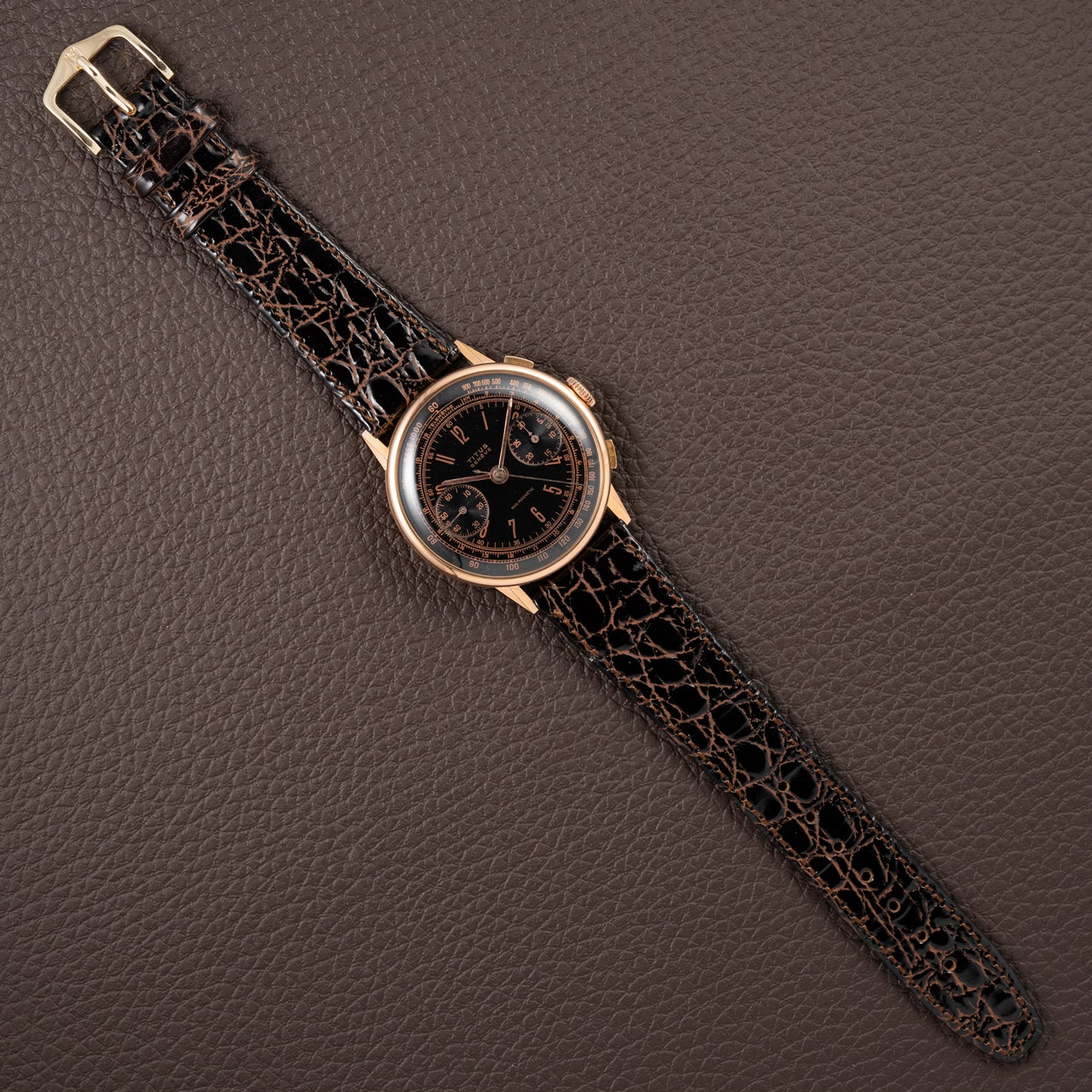 Titus Black Gilt Dial Jumbo Chronograph 18K Rosé Gold from the 1940s/50s
