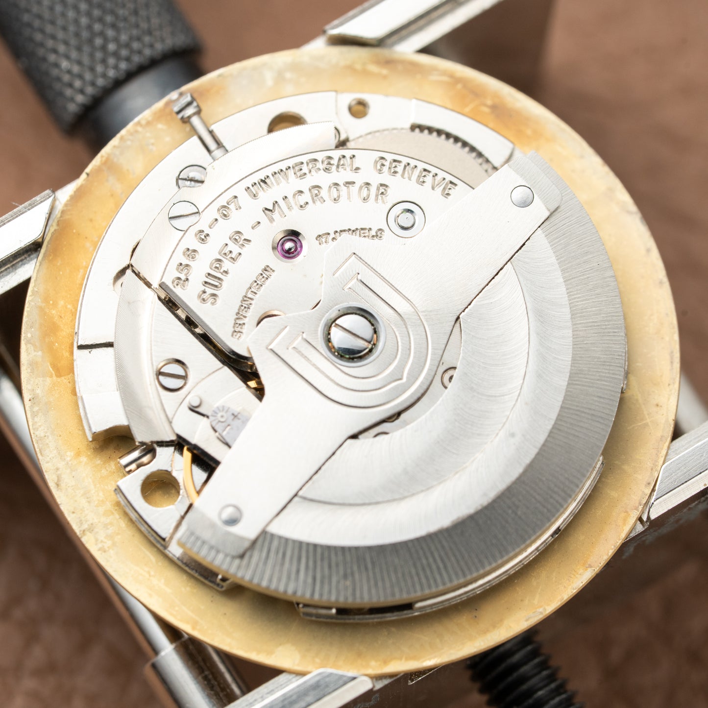 Universal Genève Automatic ‘Super Microrotor’ Roman Dial 10K Gold Filled from 1962