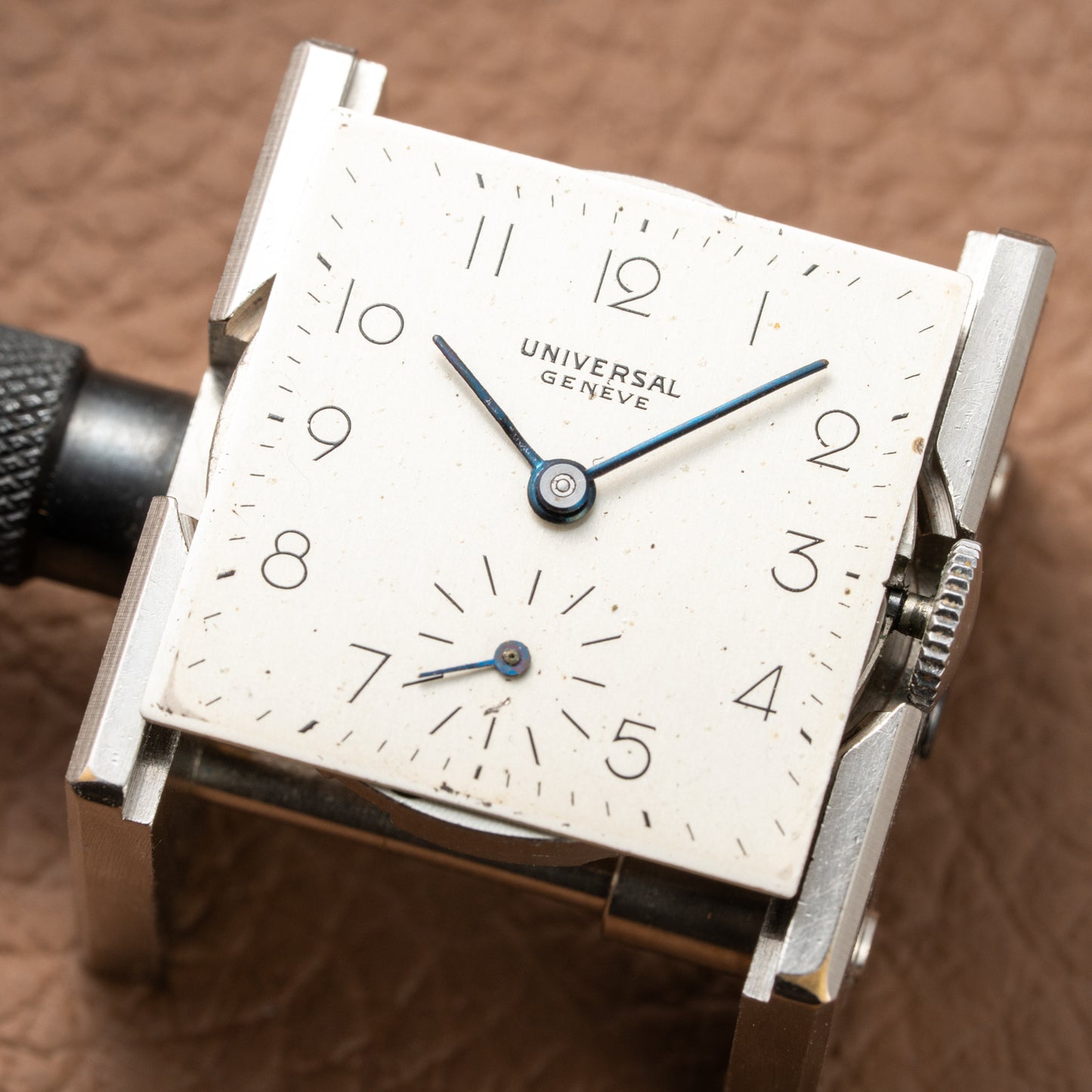 Universal Genève Square Dress Watch Art Deco Ref 7273 1940s