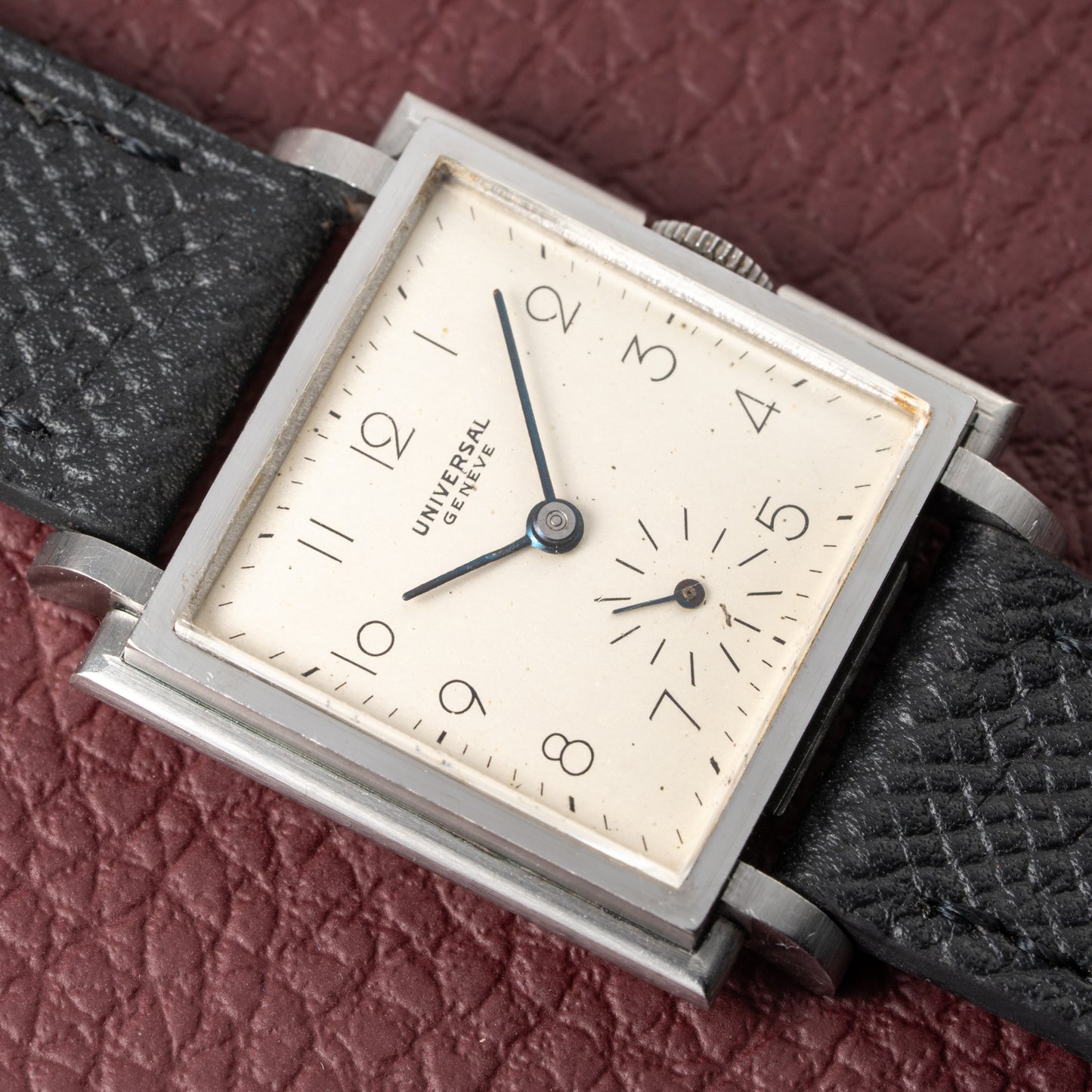 Universal Genève Square Dress Watch Art Deco Ref 7273 1940s