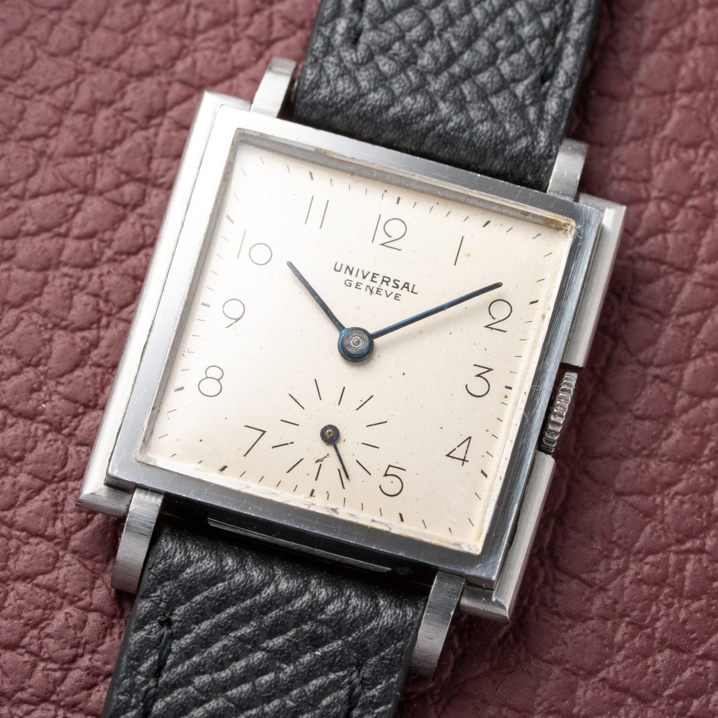 Universal Genève Square Dress Watch Art Deco Ref 7273 1940s