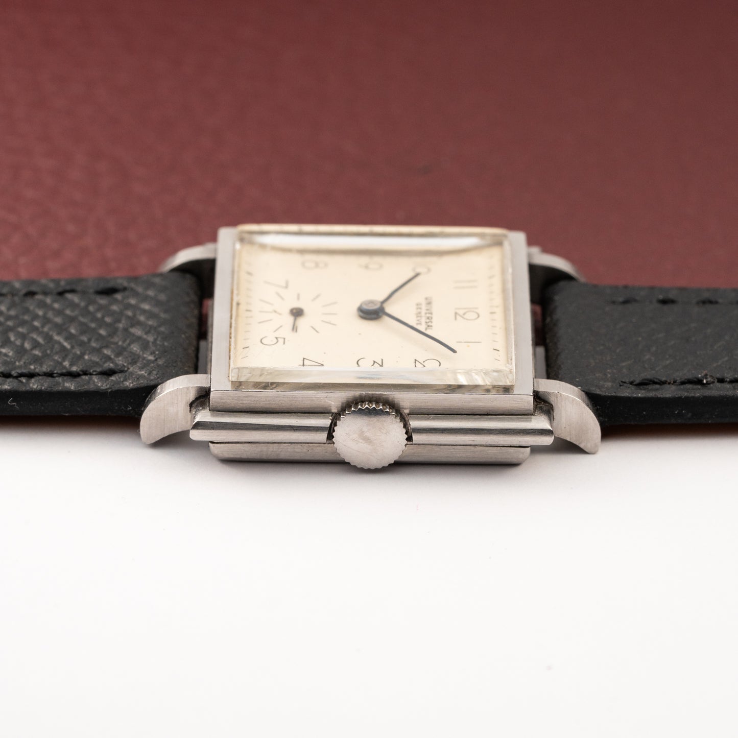 Universal Genève Square Dress Watch Art Deco Ref 7273 1940s