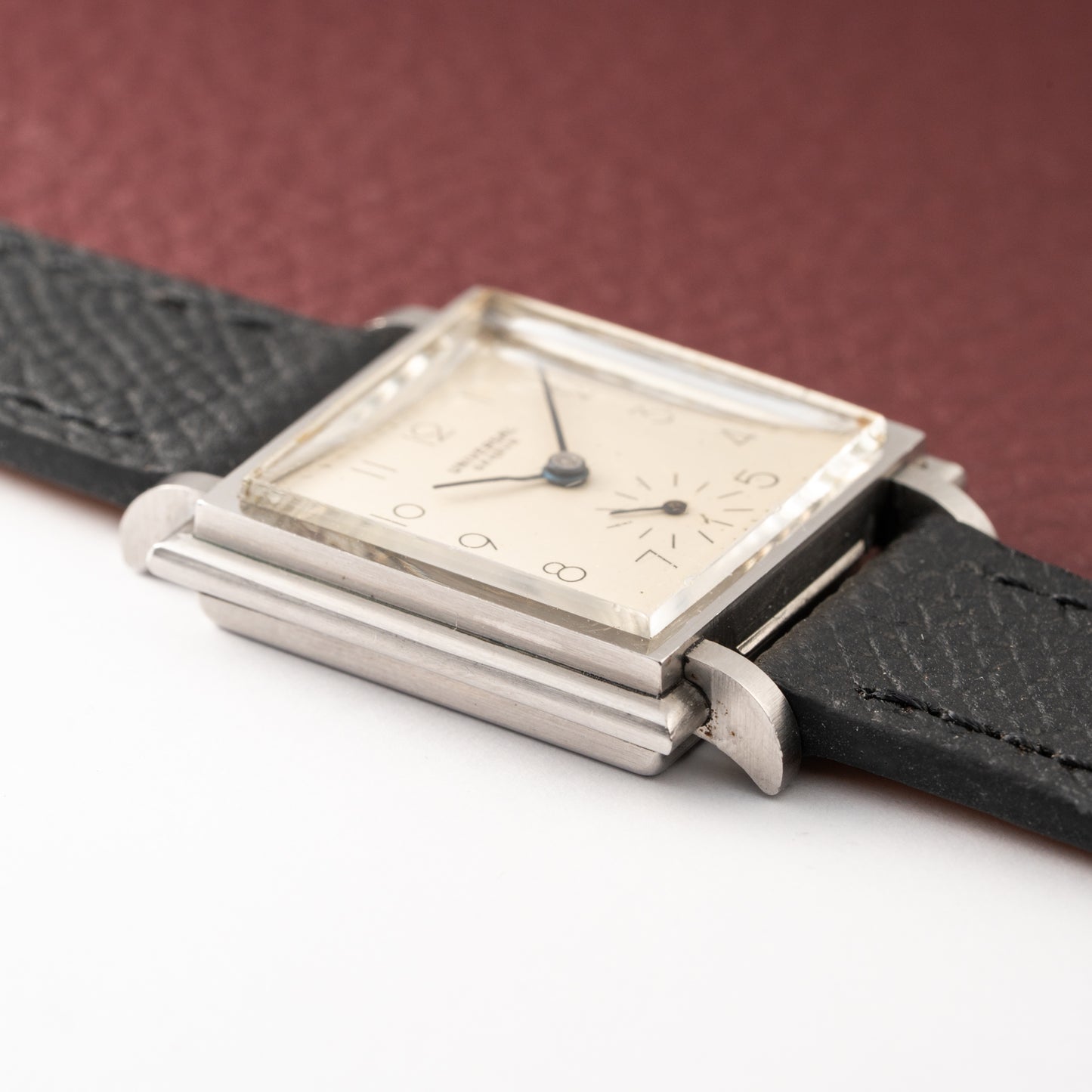 Universal Genève Square Dress Watch Art Deco Ref 7273 1940s
