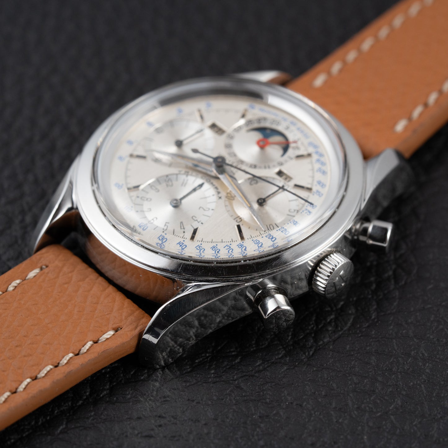 Universal Genève Tricompax Chronograph Ref. 222100