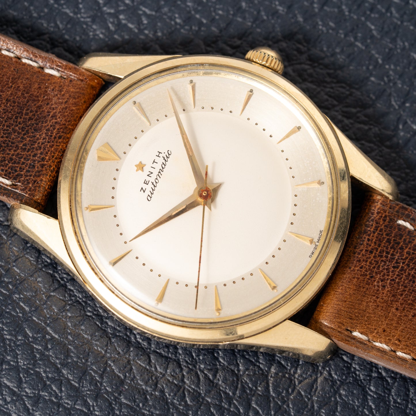 Zenith Early Automatic Bumper 'Egg dial' Jumbo Cal. 133.8 from 1950s