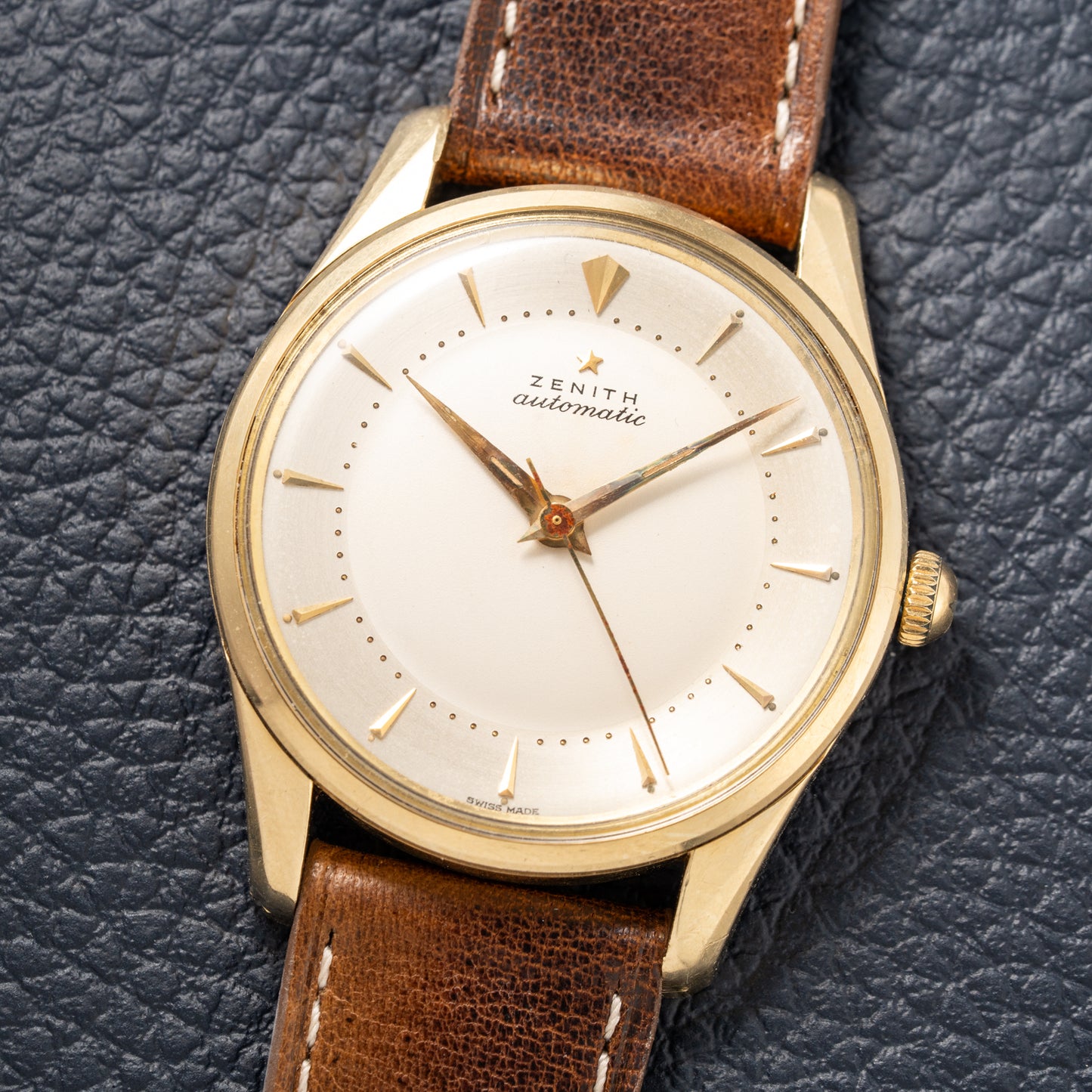 Zenith Early Automatic Bumper 'Egg dial' Jumbo Cal. 133.8 from 1950s
