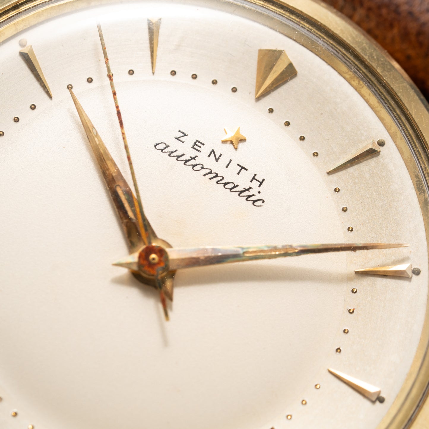 Zenith Early Automatic Bumper 'Egg dial' Jumbo Cal. 133.8 from 1950s
