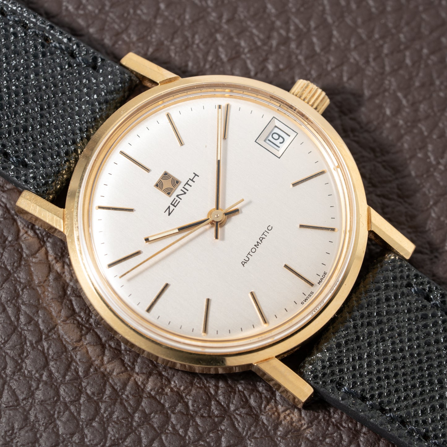Zenith Automatic Surf 18K Date Ref 30.0320.3.80 from 1970s
