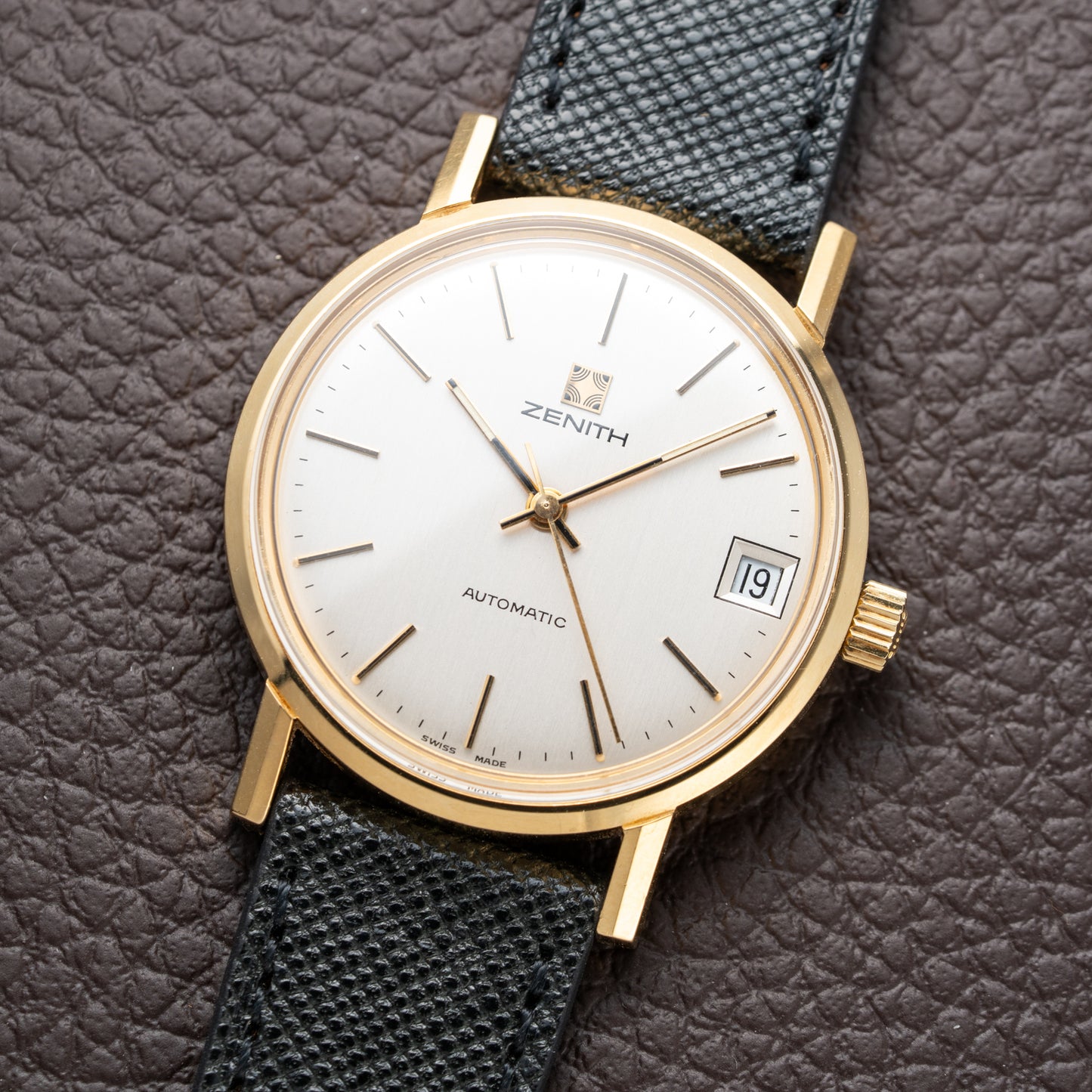 Zenith Automatic Surf 18K Date Ref 30.0320.3.80 from 1970s