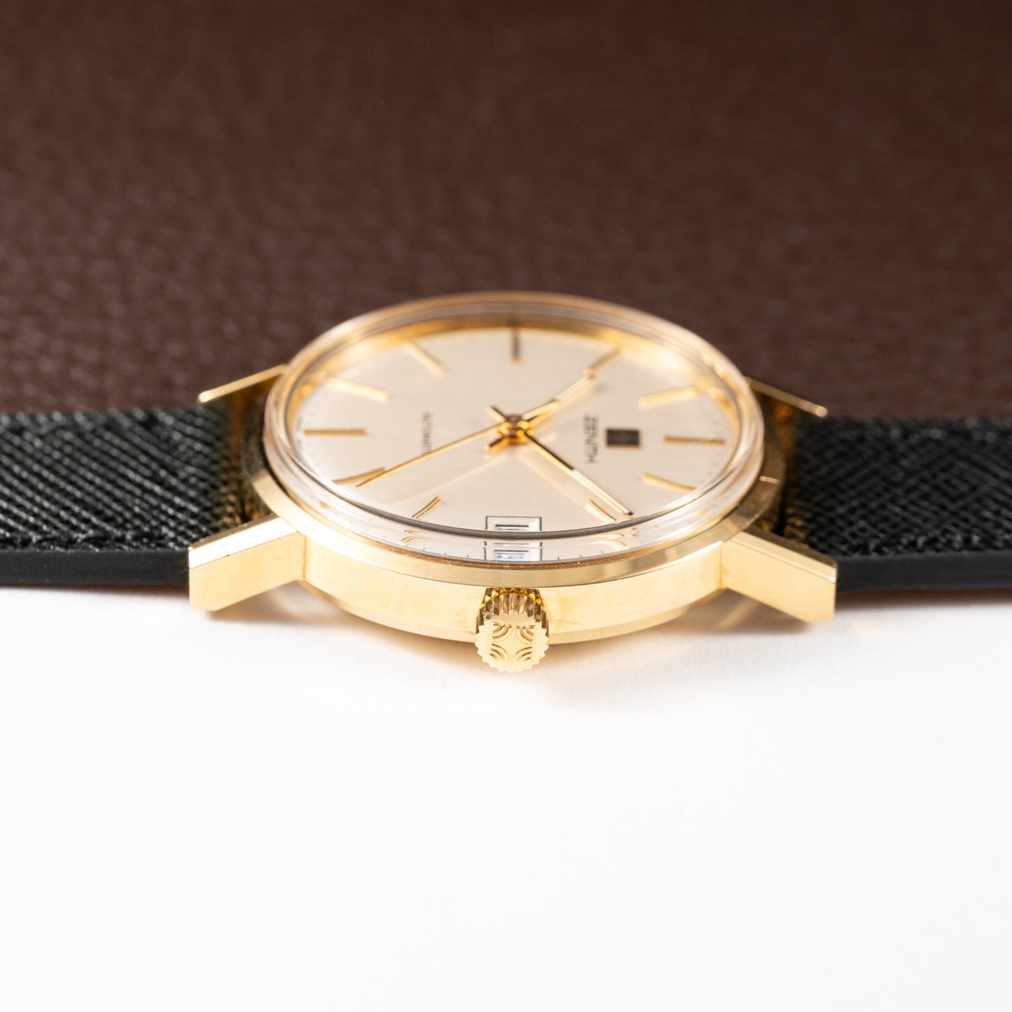 Zenith Automatic Surf 18K Date Ref 30.0320.3.80 from 1970s