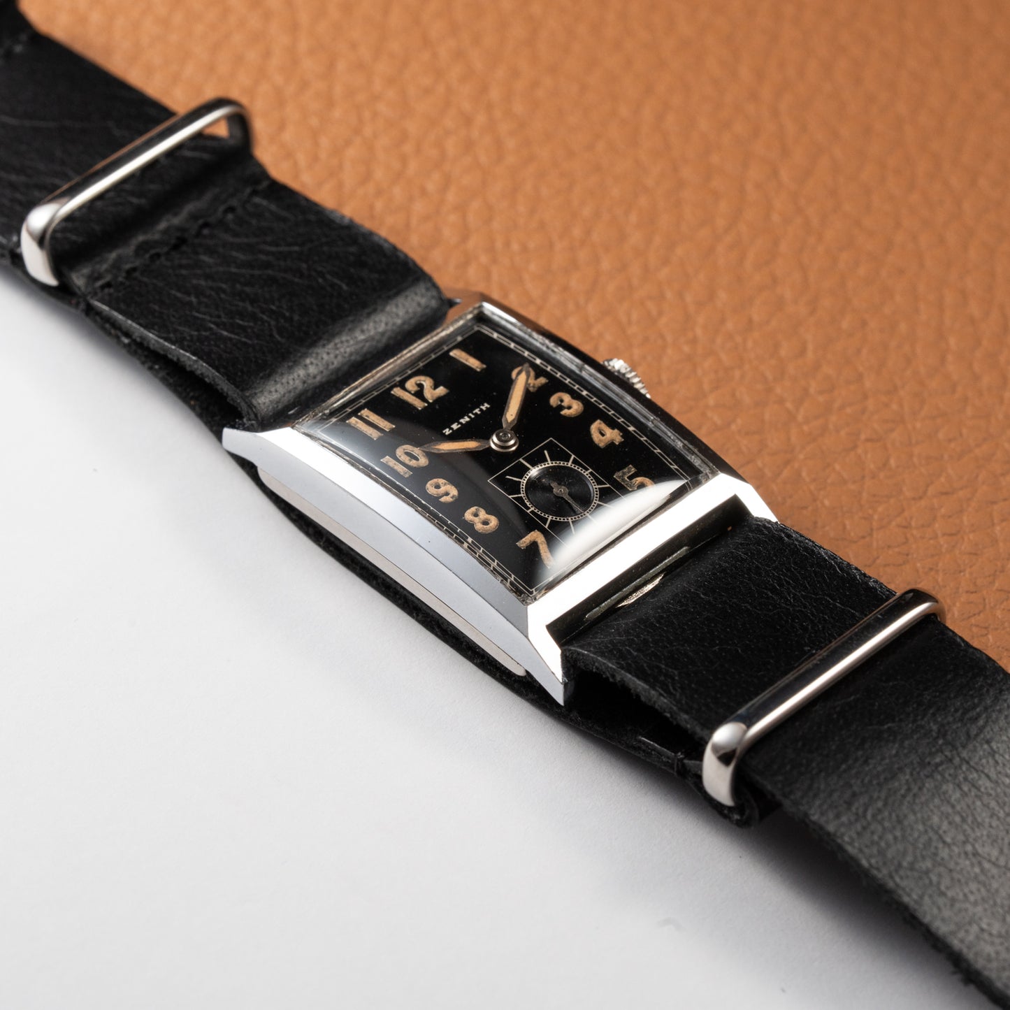 Zenith Oversized Tank with Black Gilt Radium Dial 1930/40s