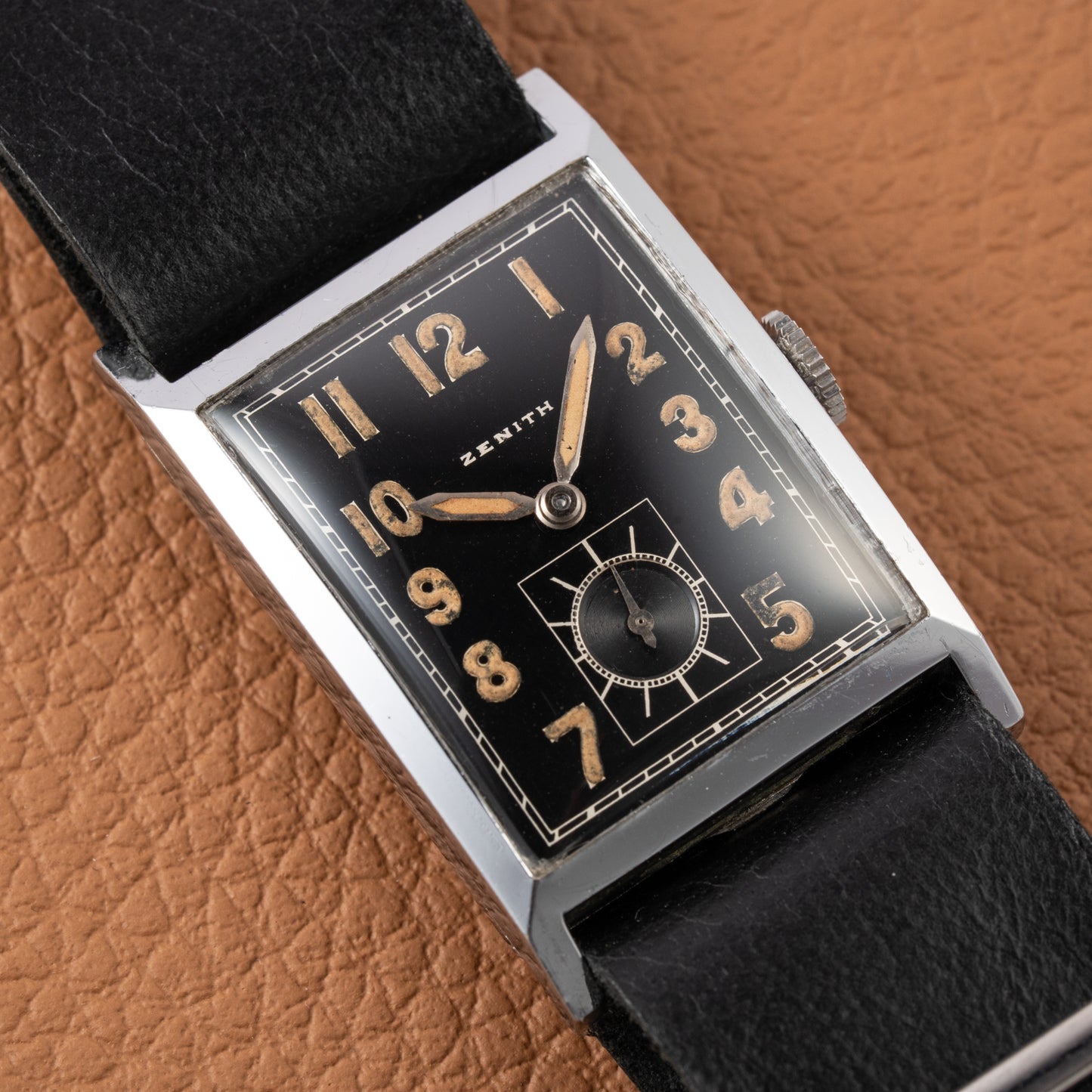 Zenith Oversized Tank with Black Gilt Radium Dial 1930/40s