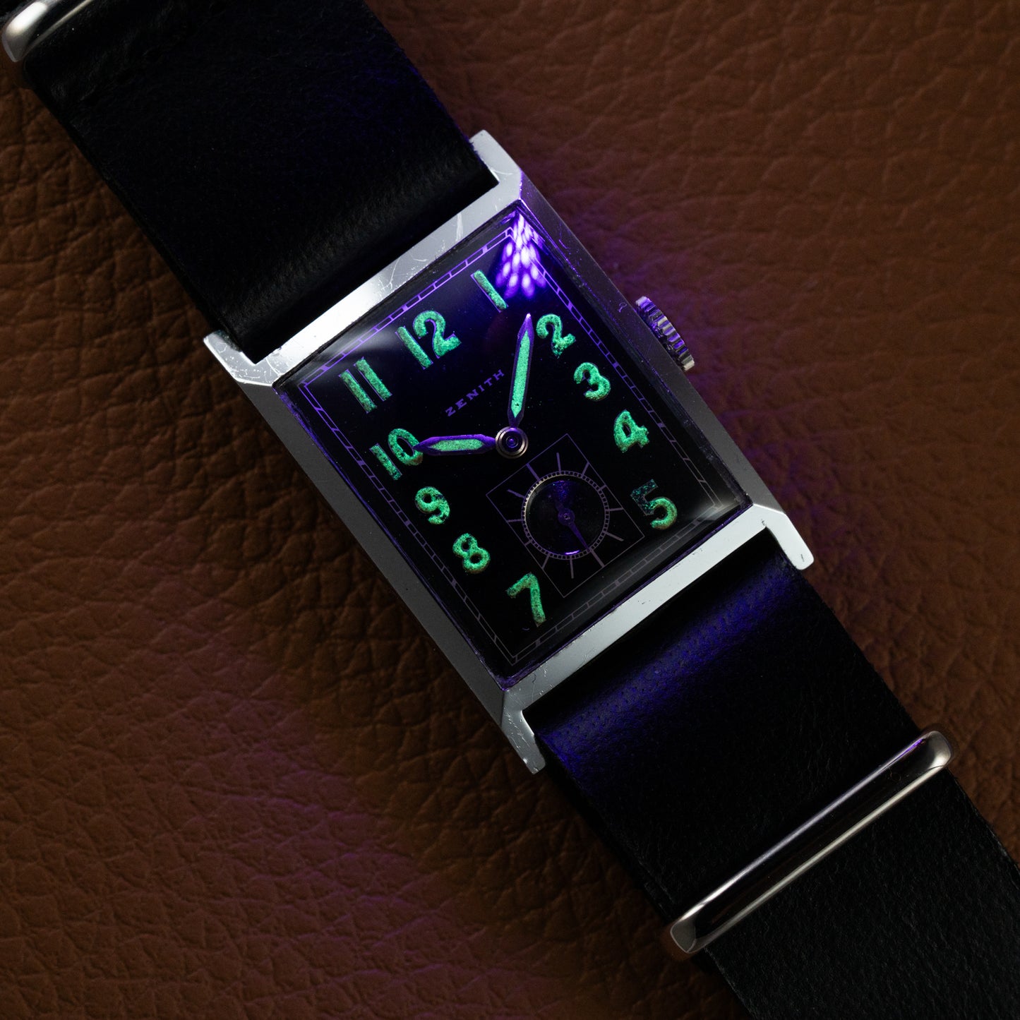 Zenith Oversized Tank with Black Gilt Radium Dial 1930/40s