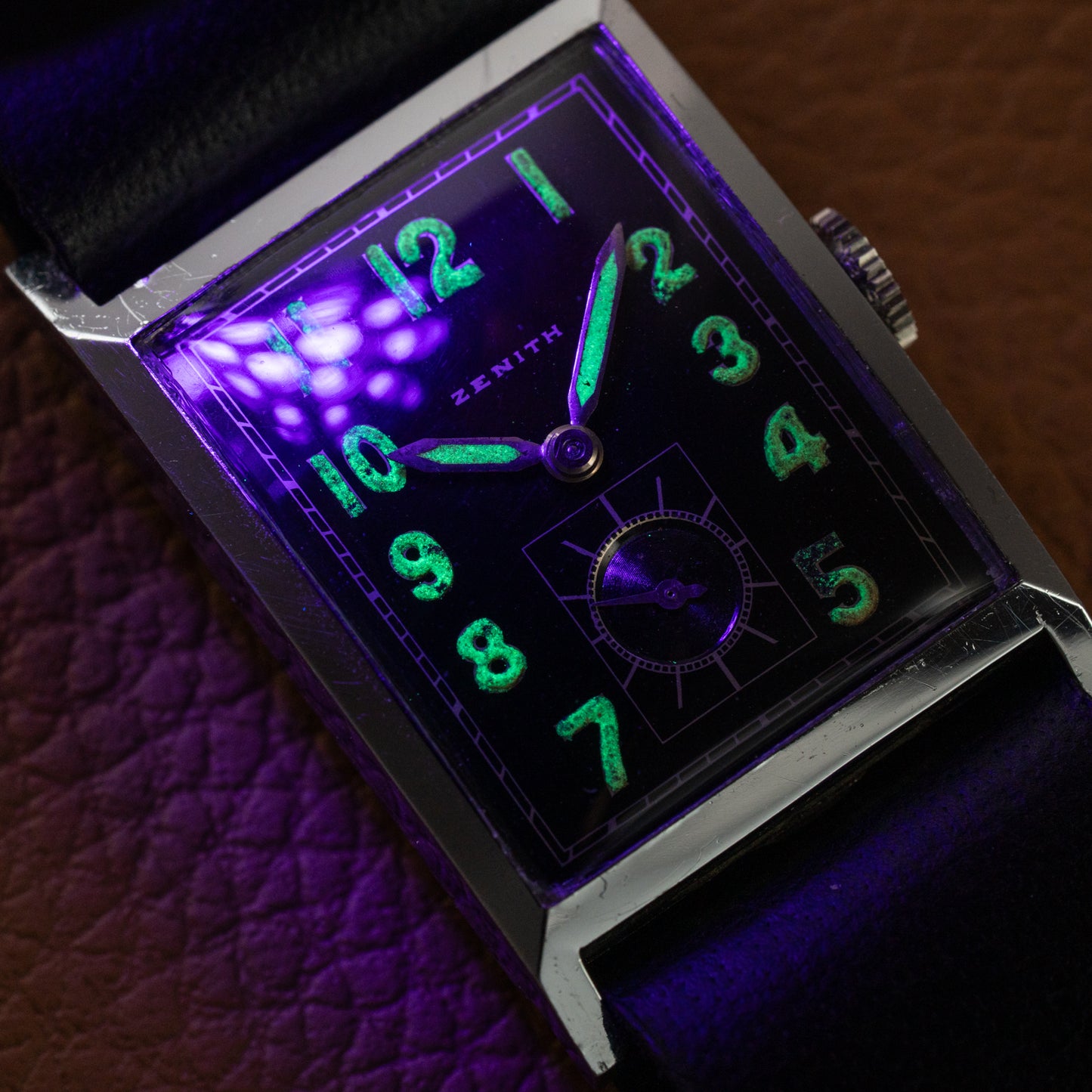 Zenith Oversized Tank with Black Gilt Radium Dial 1930/40s