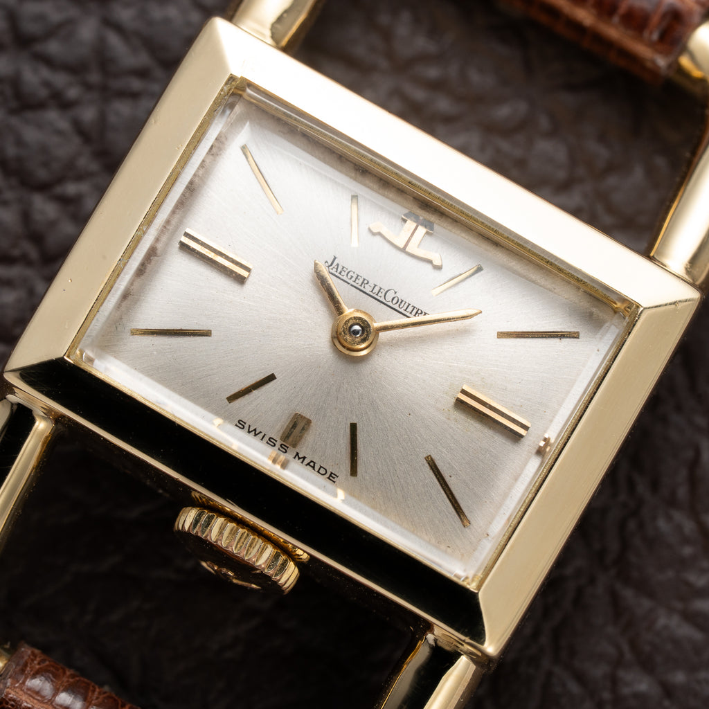 Jaeger-LeCoultre Étrier Lucchetto 18K Yellow Gold Ref. 1670 From 1970s
