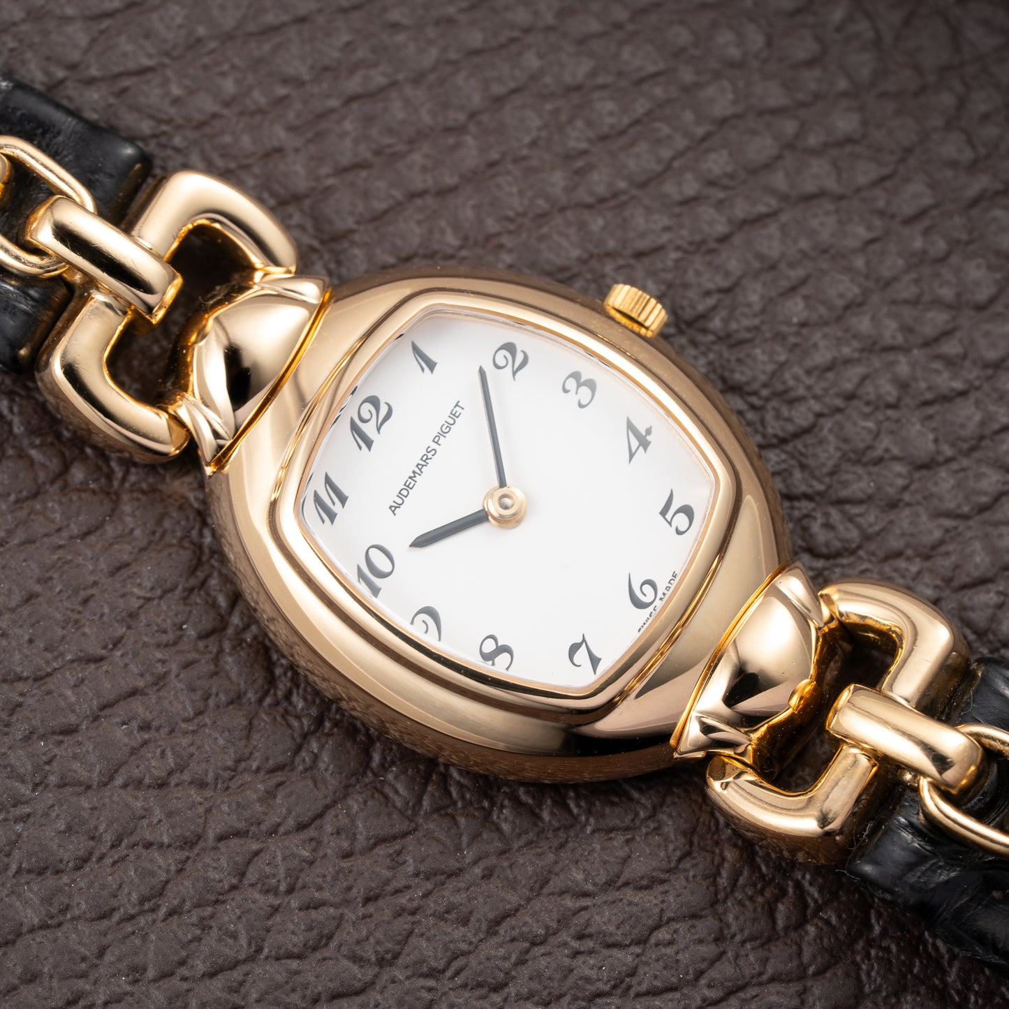 Audemars Piguet Audemarine Rope Chain Design 18K Yellow Gold Ref. 66559BA from 1990s