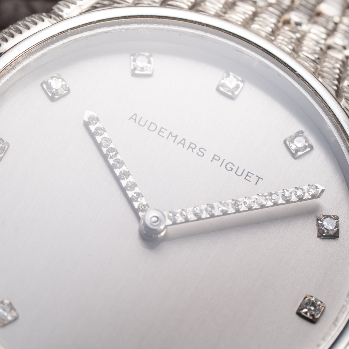 Audemars Piguet “Baby Cobra” Factory Diamond Set Dial & Hands 18k white gold circa 1989