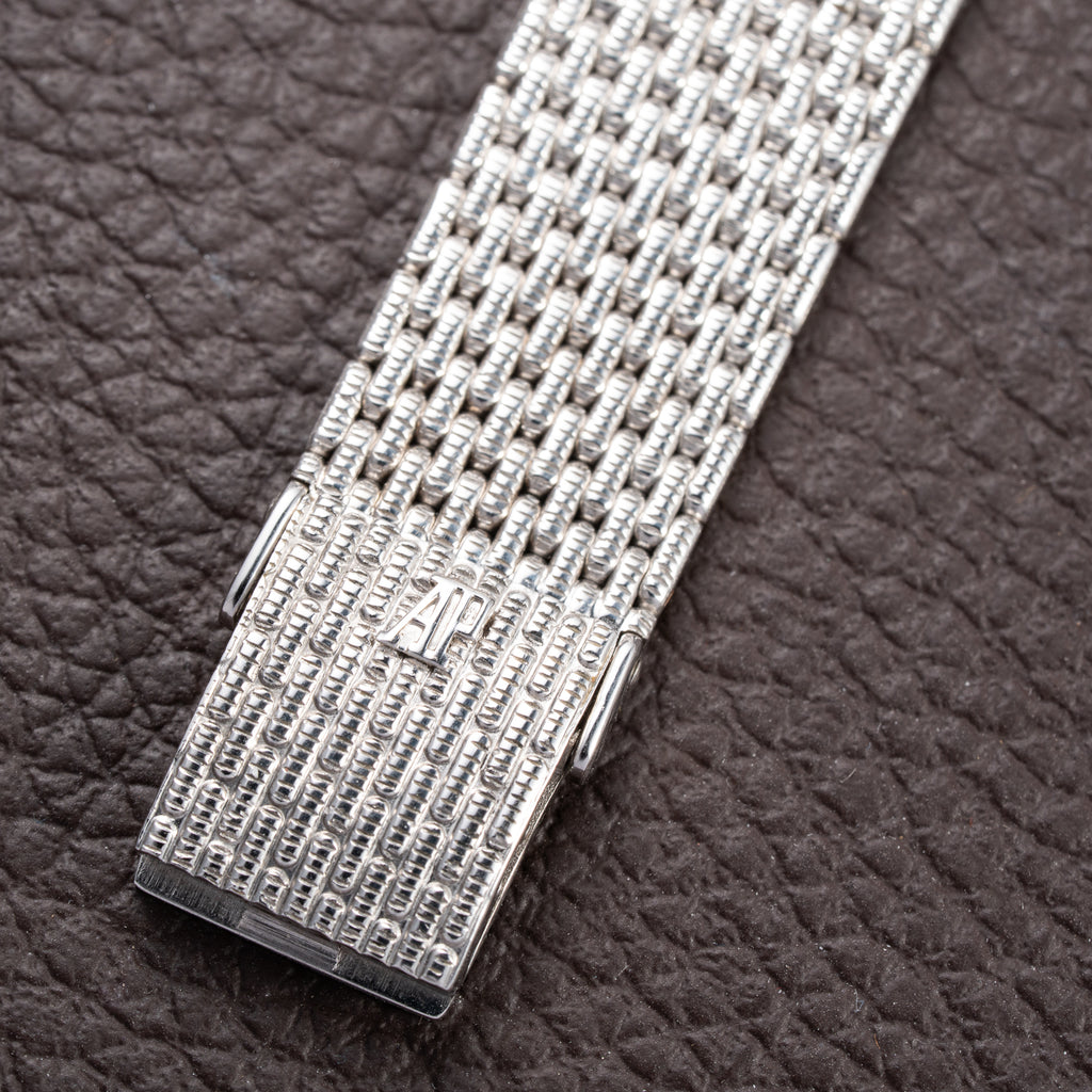 Audemars Piguet “Baby Cobra” Factory Diamond Set Dial & Hands 18k white gold circa 1989
